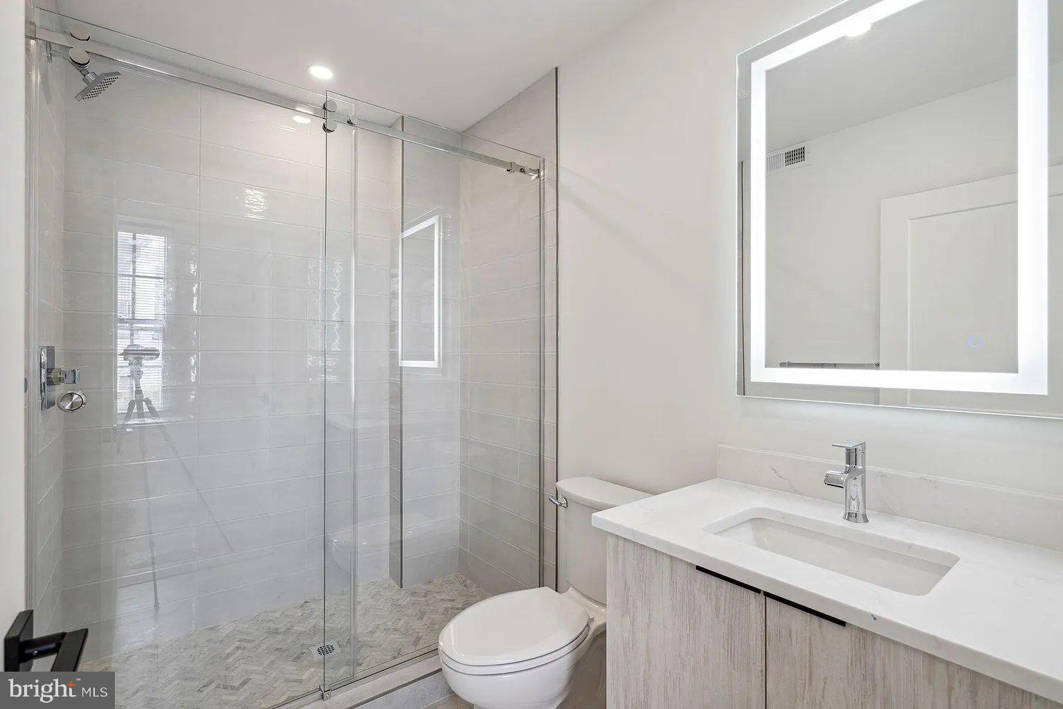 POWELTON VILLAGE - Residential Lease