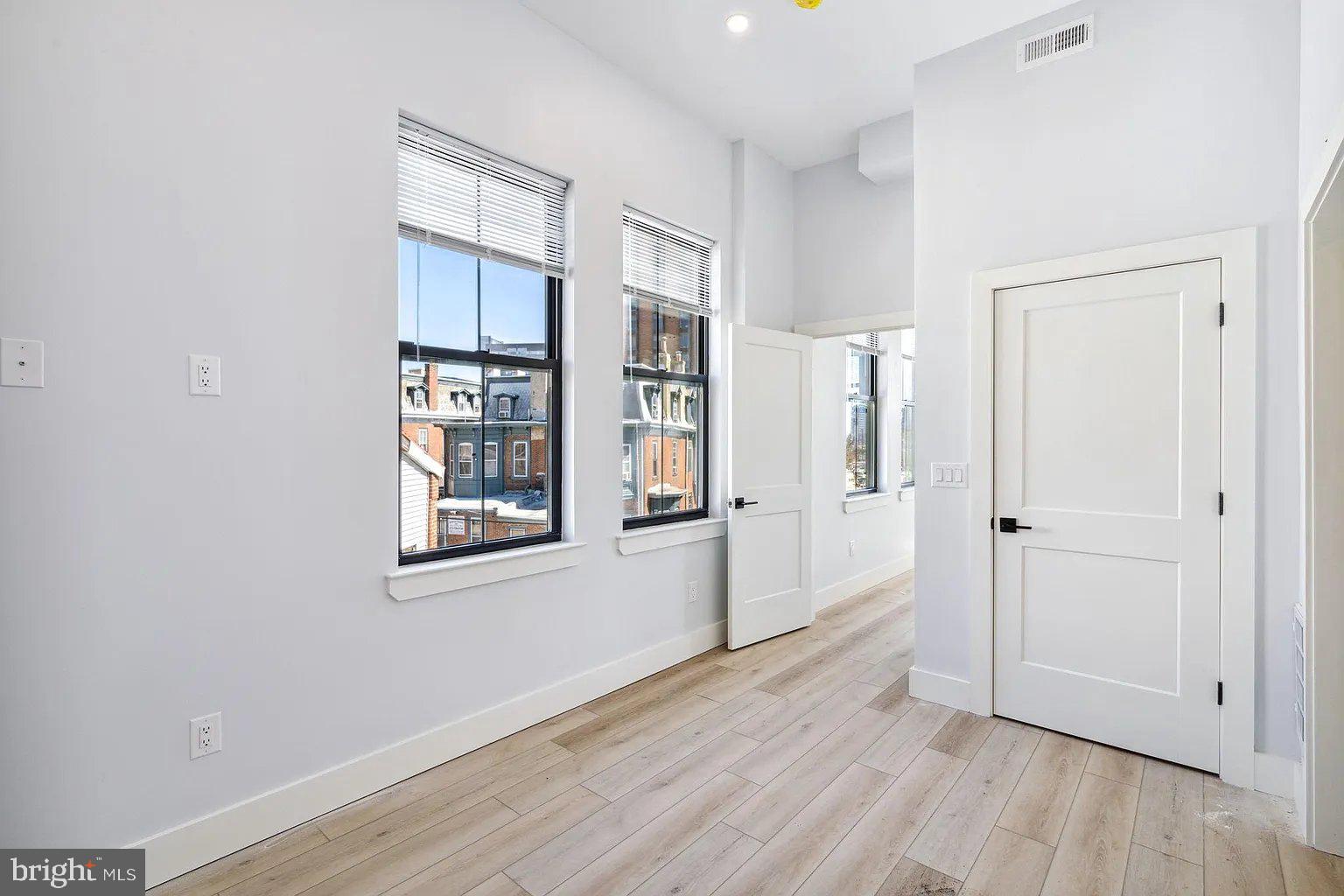 POWELTON VILLAGE - Residential Lease