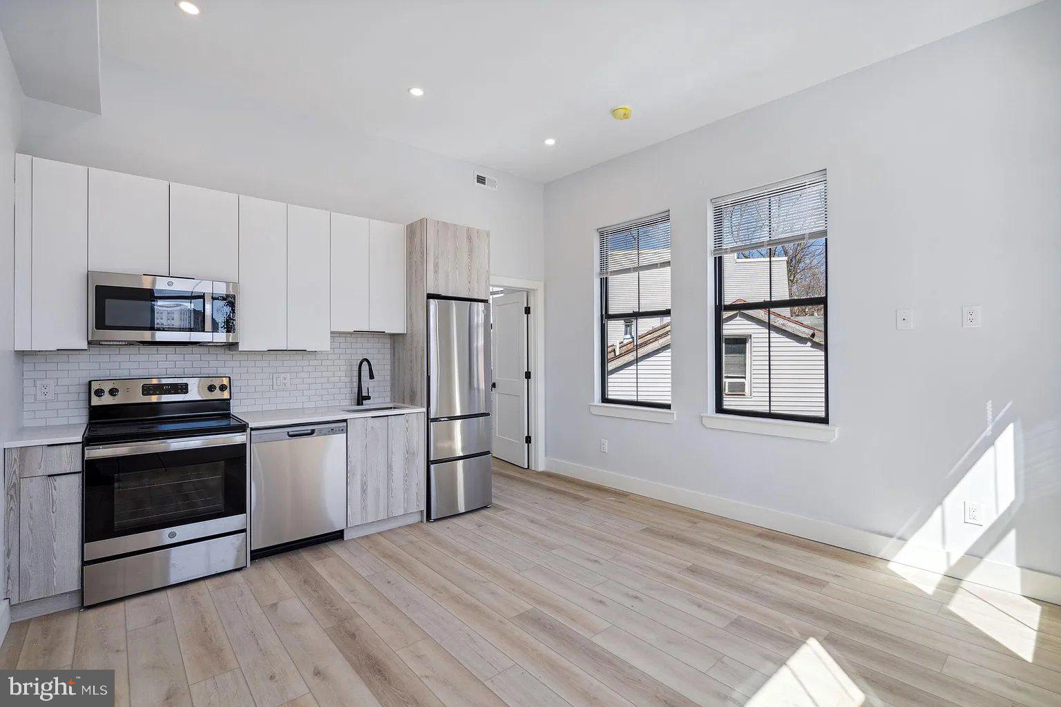 POWELTON VILLAGE - Residential Lease