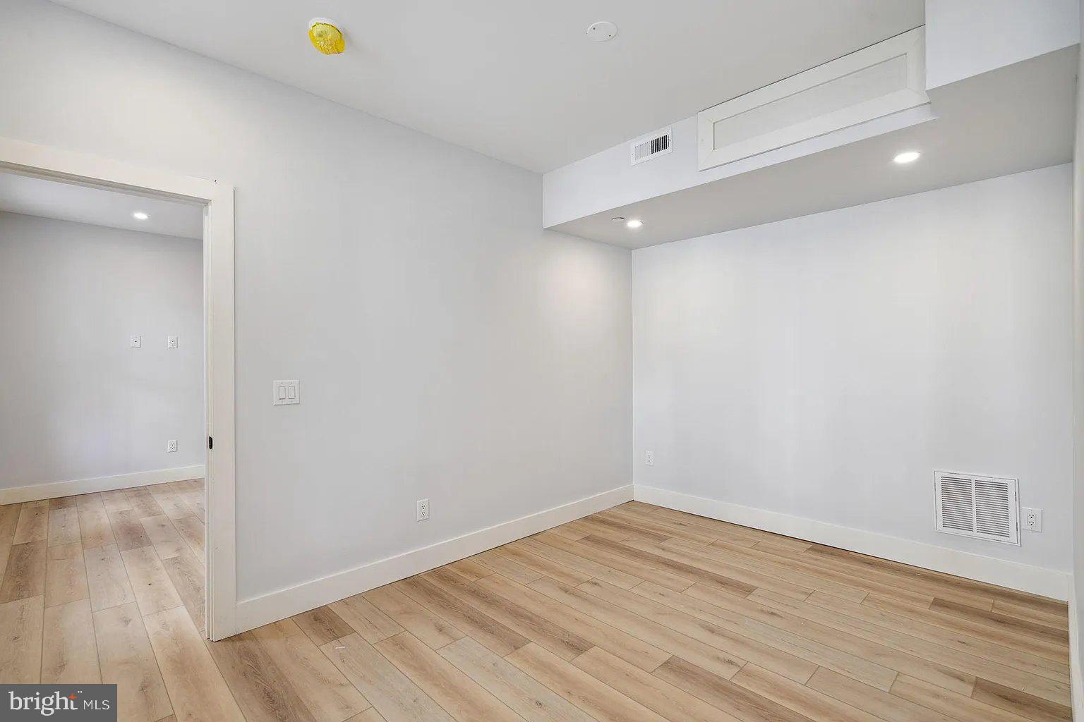 POWELTON VILLAGE - Residential Lease