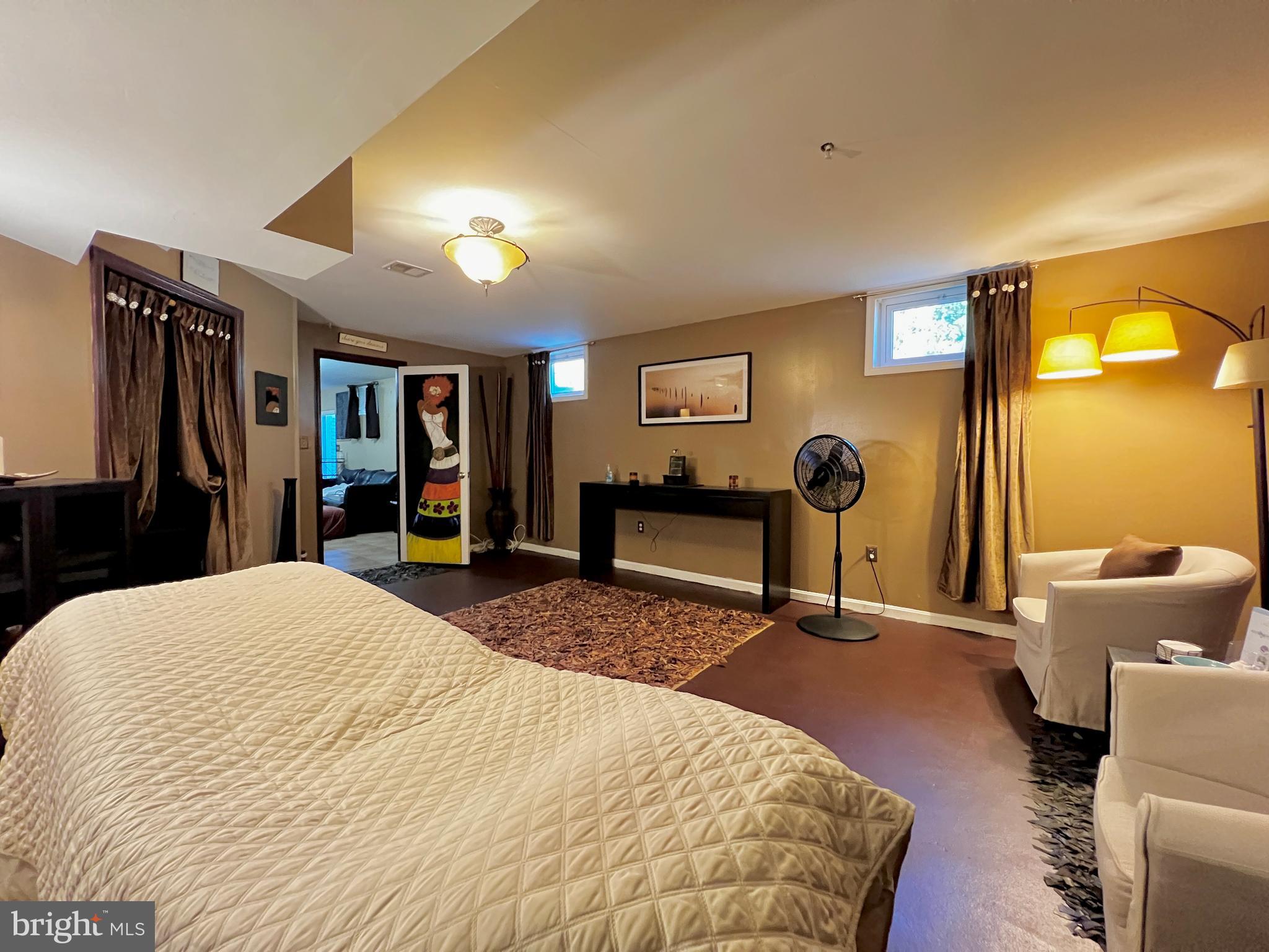 MARLBORO MANOR-PLAT 1> - Residential