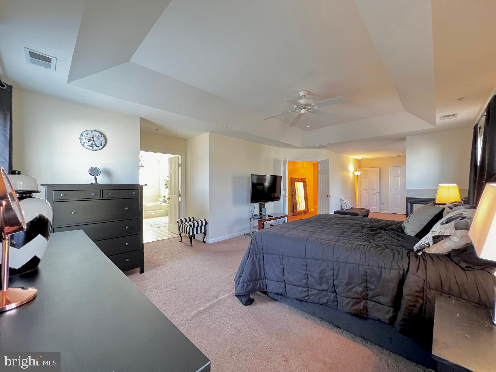 MARLBORO MANOR-PLAT 1> - Residential