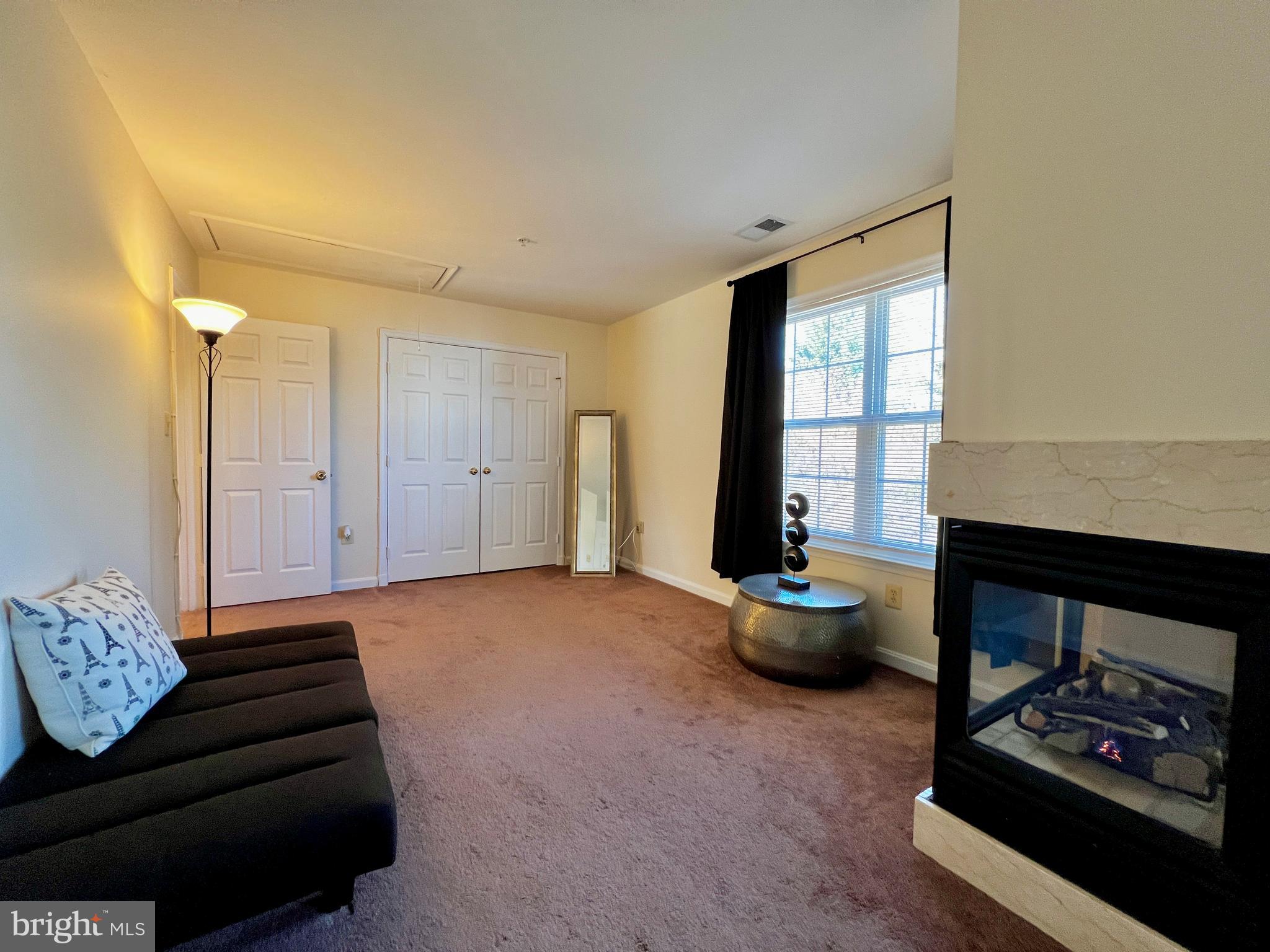 MARLBORO MANOR-PLAT 1> - Residential