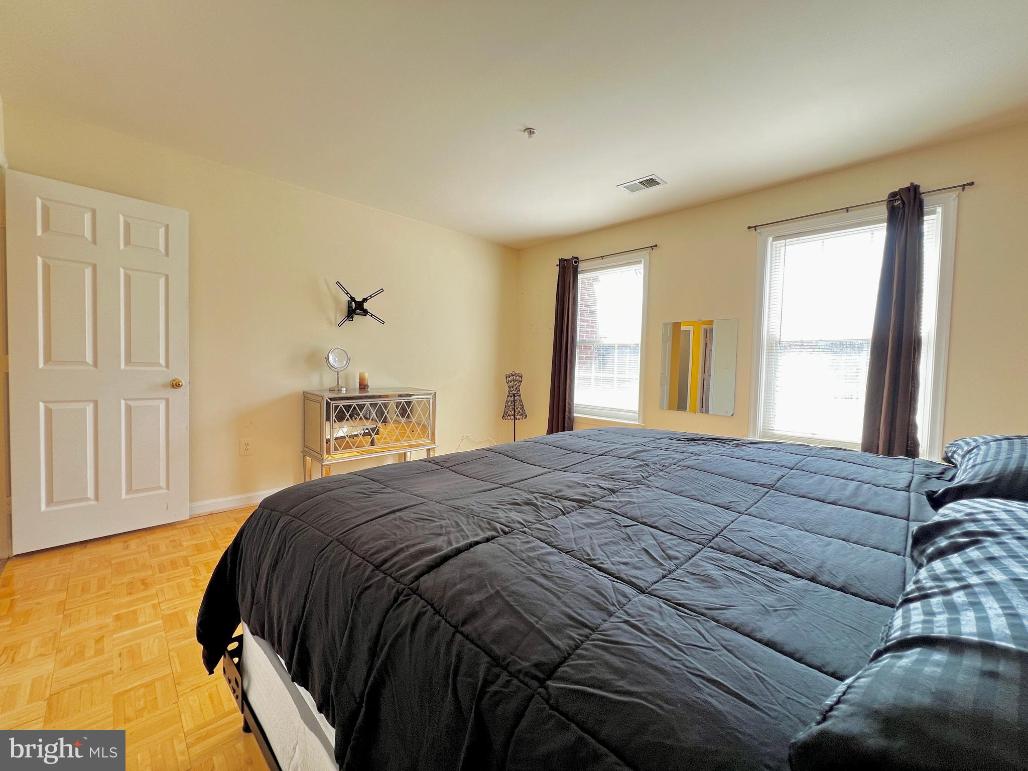 MARLBORO MANOR-PLAT 1> - Residential