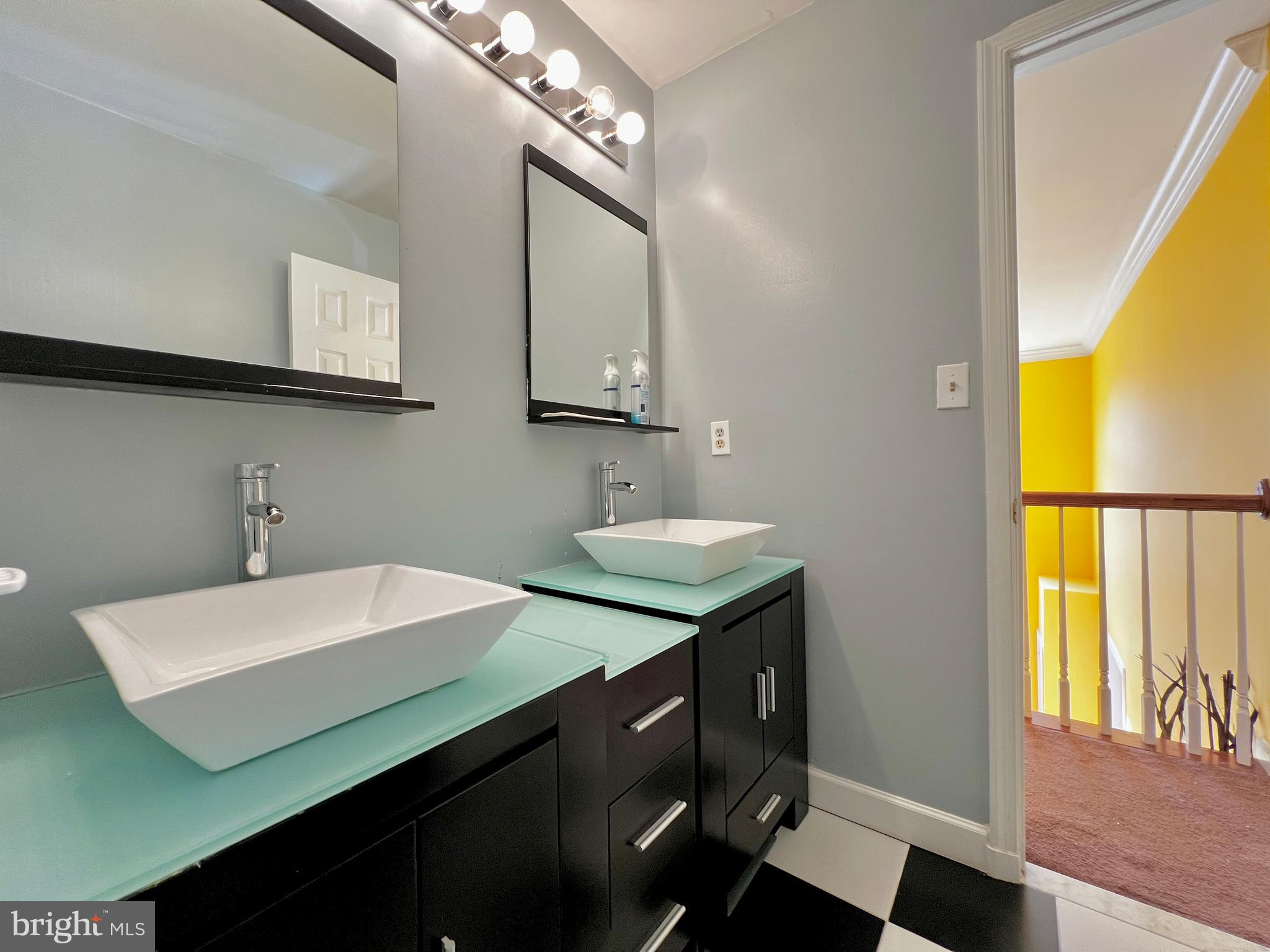 MARLBORO MANOR-PLAT 1> - Residential