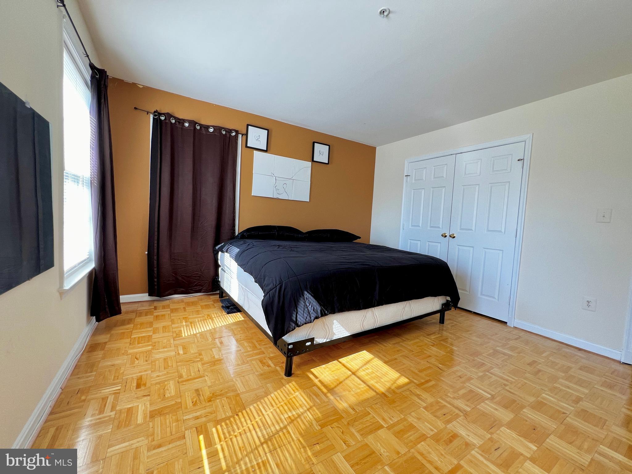 MARLBORO MANOR-PLAT 1> - Residential