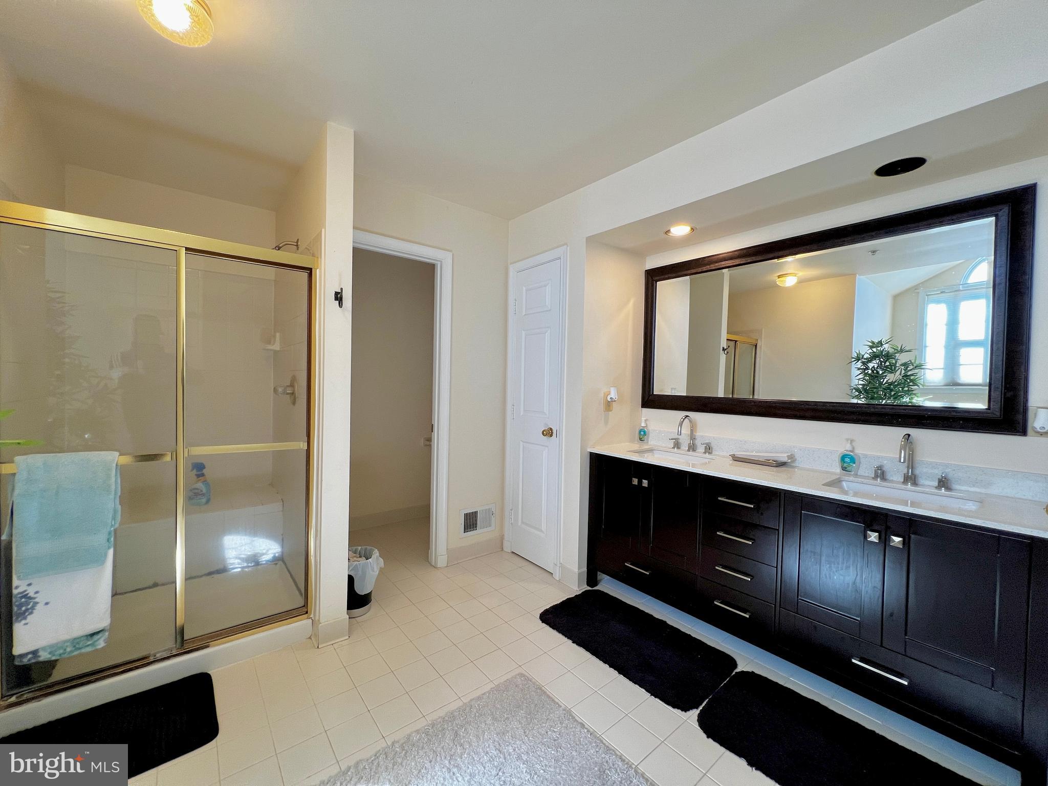 MARLBORO MANOR-PLAT 1> - Residential