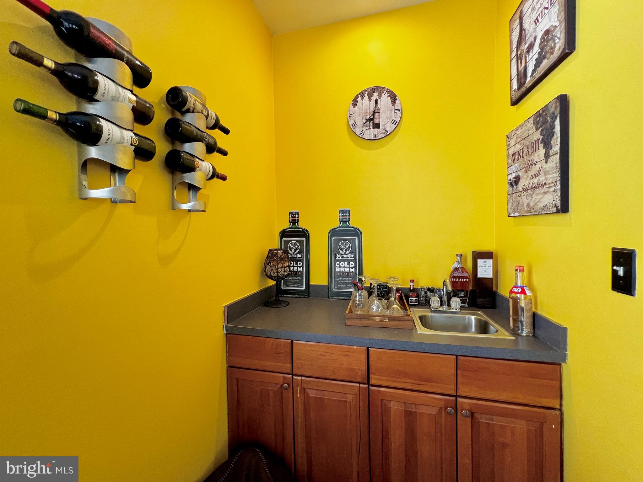 MARLBORO MANOR-PLAT 1> - Residential