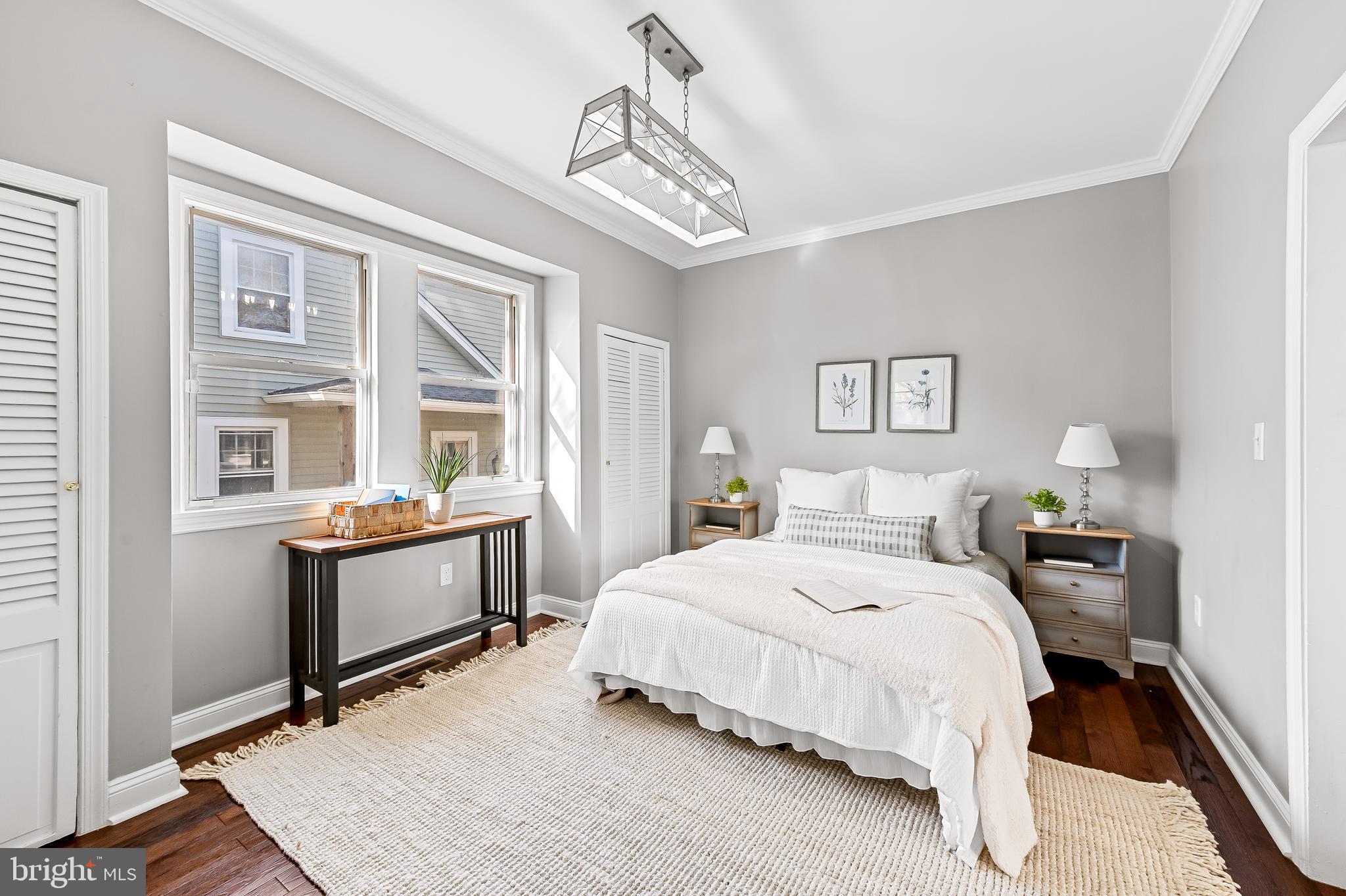 LAKE WALKER - Residential