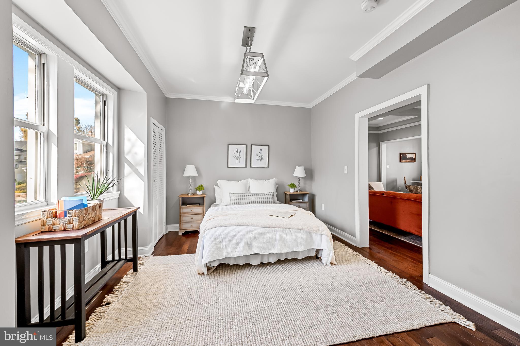 LAKE WALKER - Residential