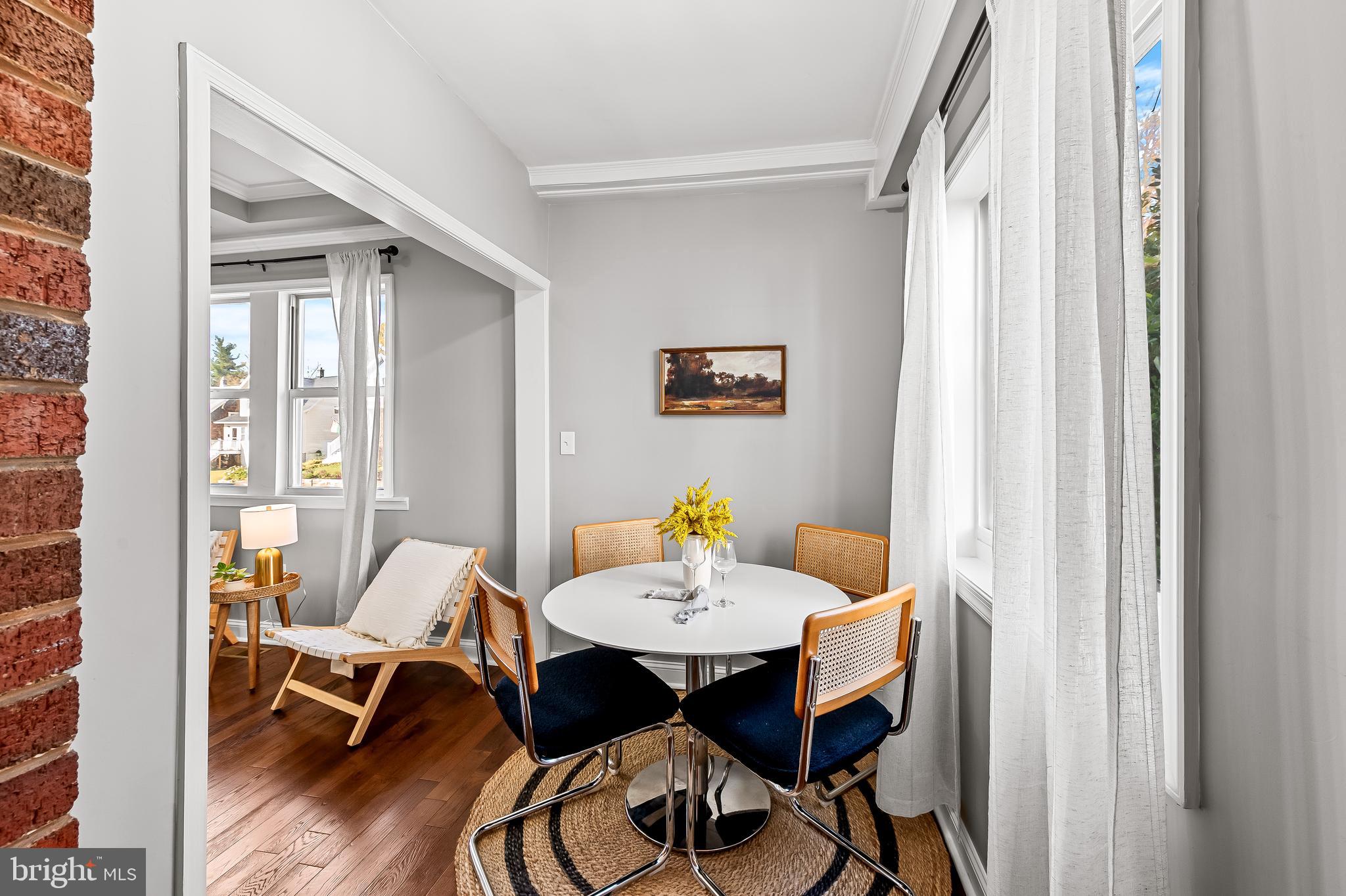 LAKE WALKER - Residential