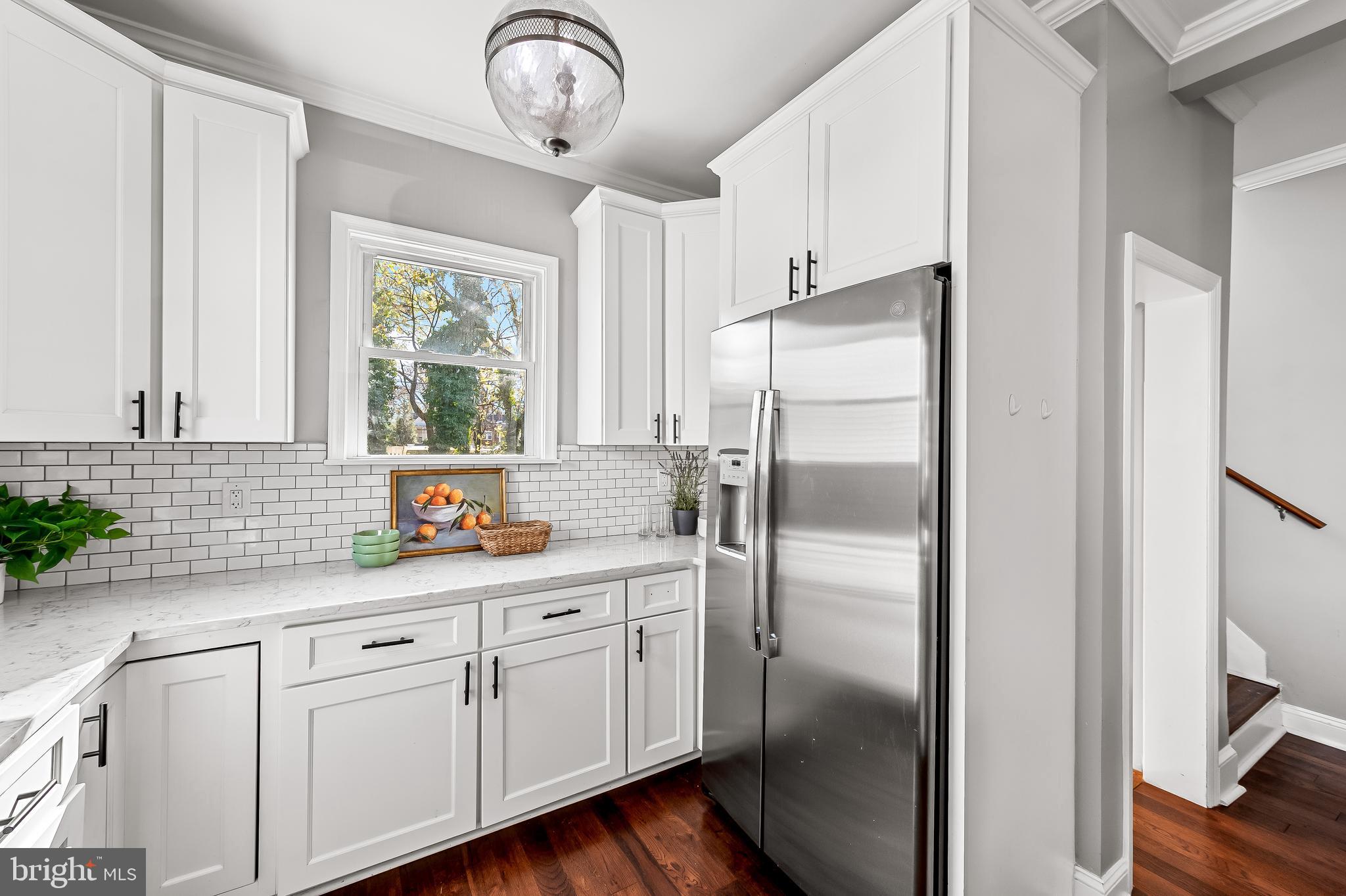 LAKE WALKER - Residential