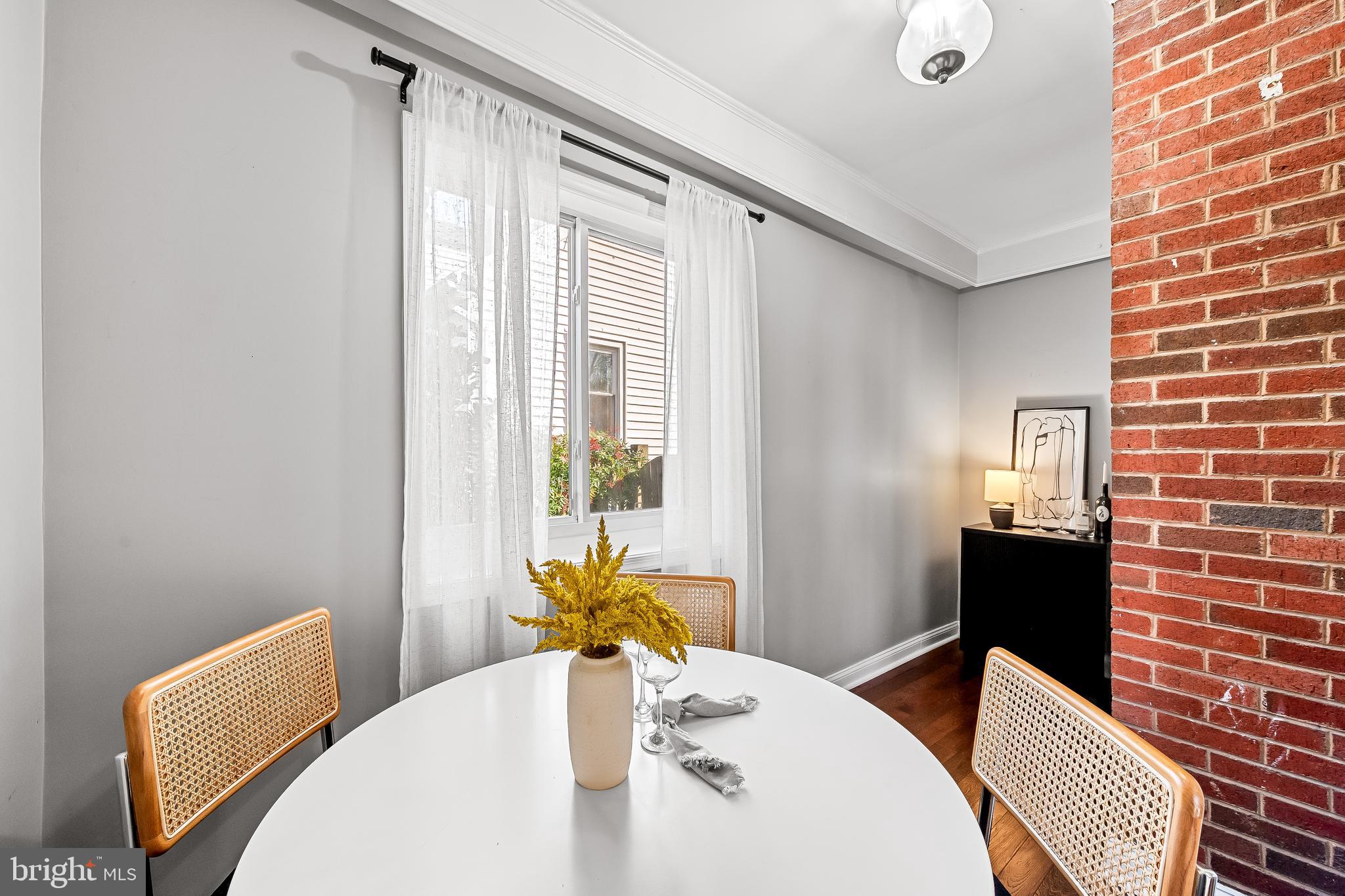 LAKE WALKER - Residential