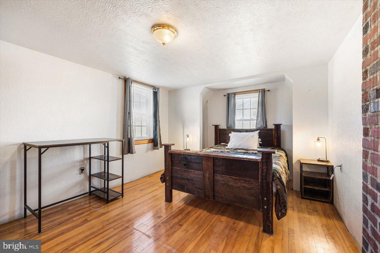 RIVERTON - Residential