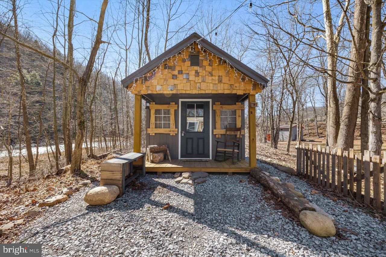 RIVERTON - Residential