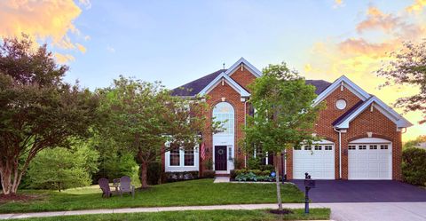 Photo of 16643 Space More Circle, WOODBRIDGE, VA 22191 (MLS # VAPW2118416)