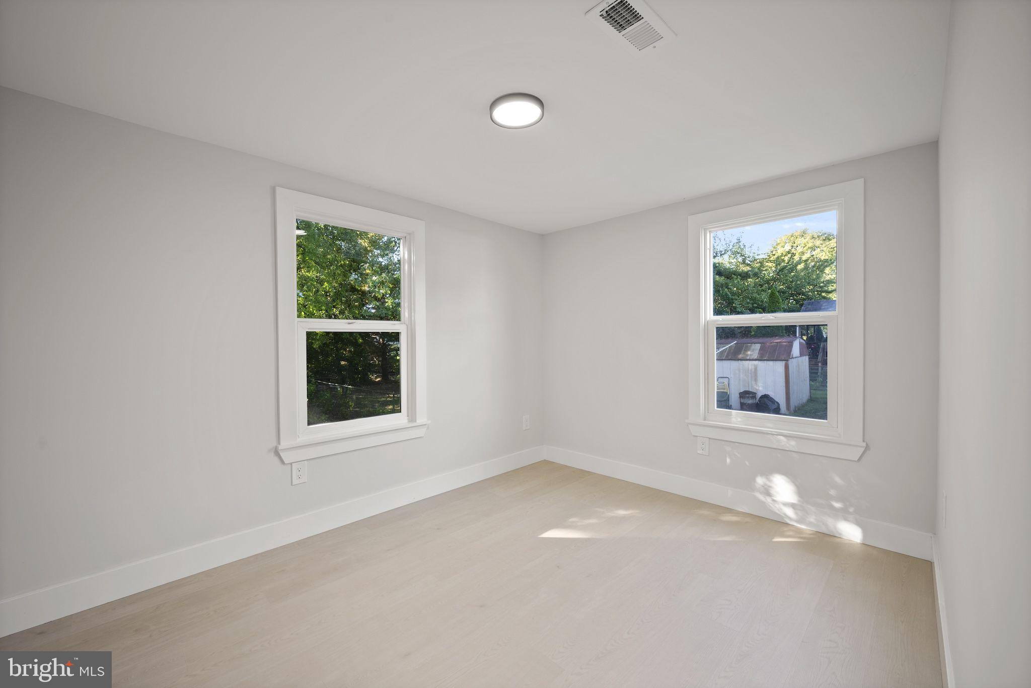 MARTINDALE - Residential Lease