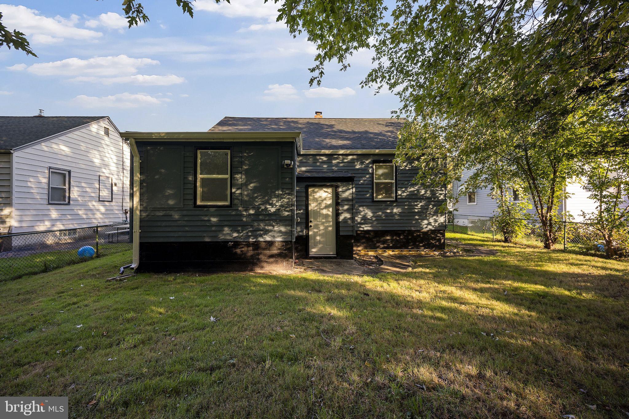 MARTINDALE - Residential Lease