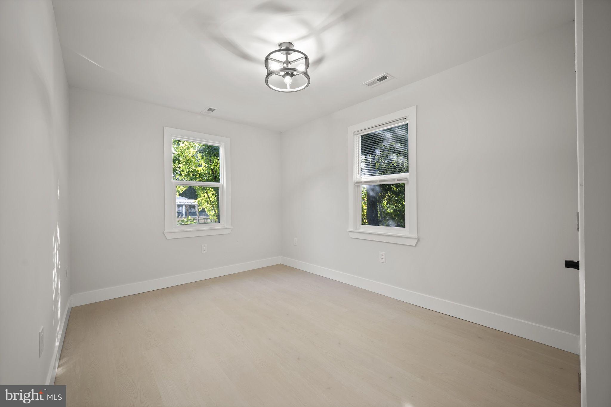 MARTINDALE - Residential Lease