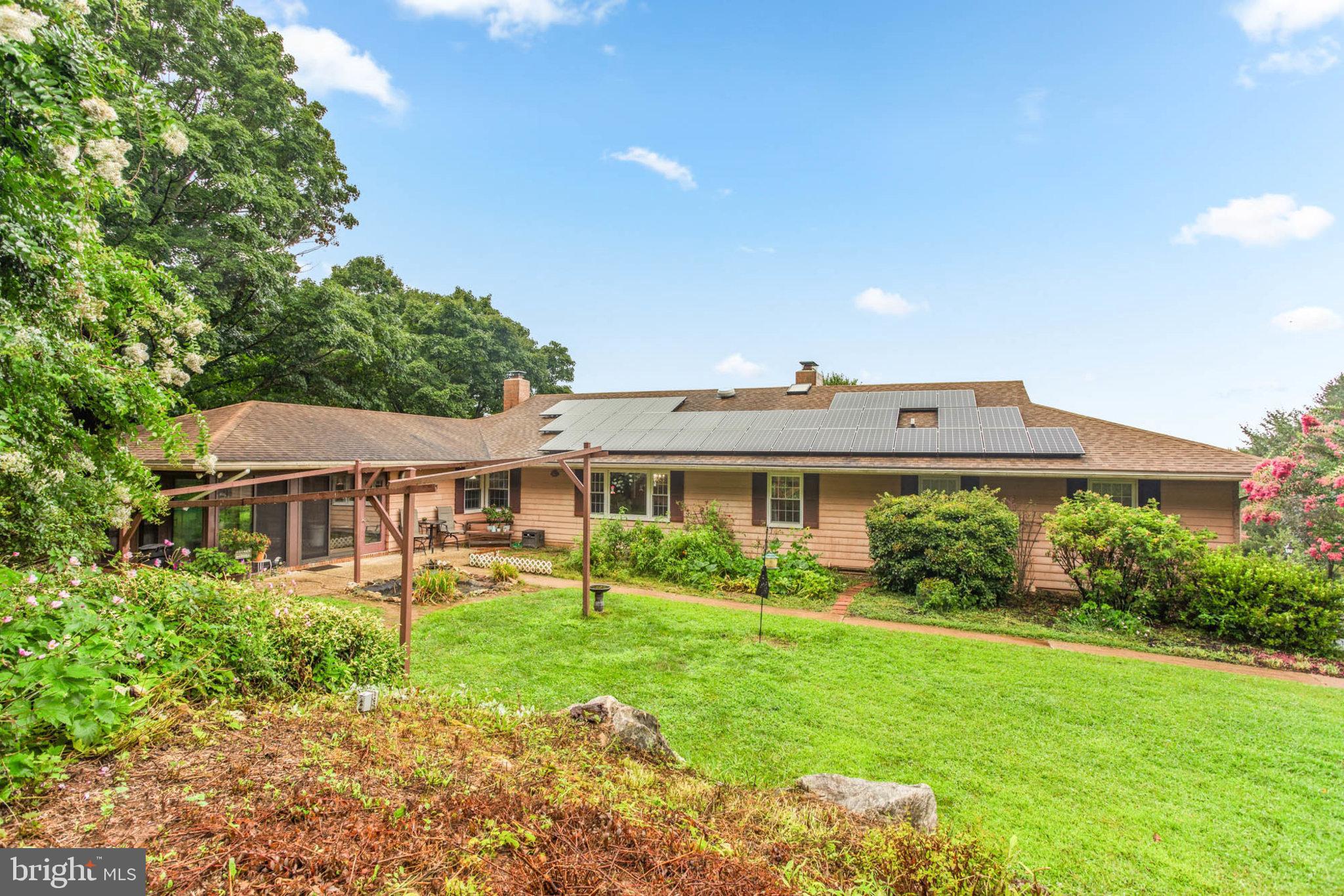 NOB HILL ESTATES - Residential