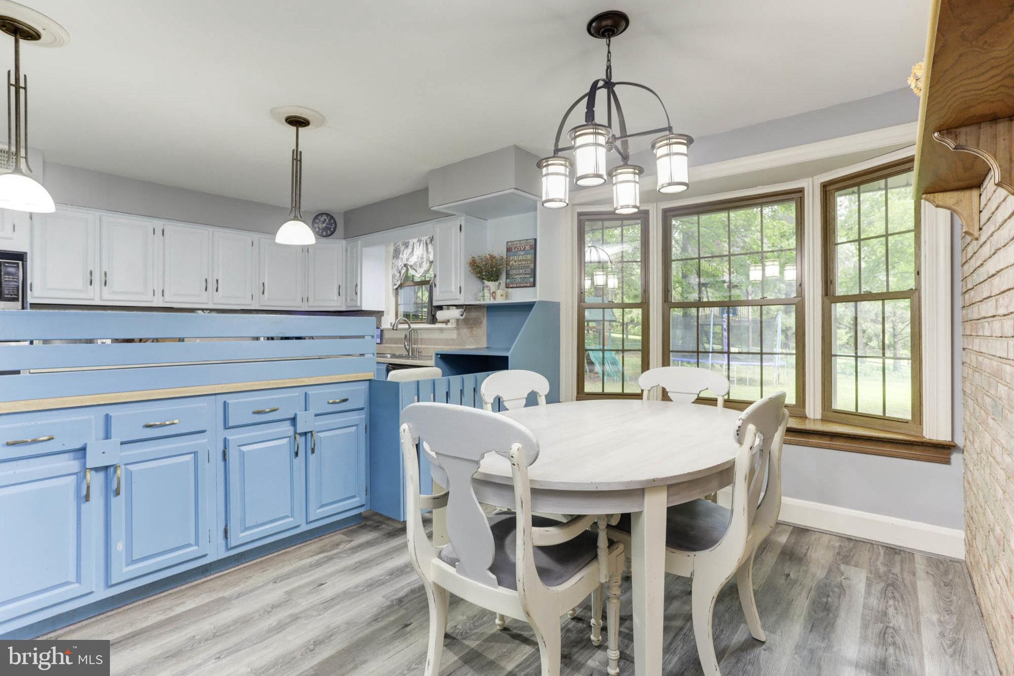 NOB HILL ESTATES - Residential