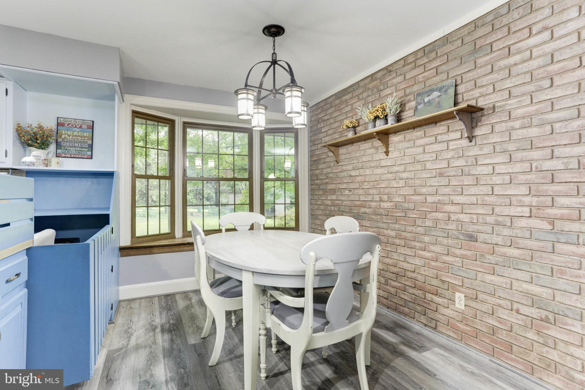 NOB HILL ESTATES - Residential