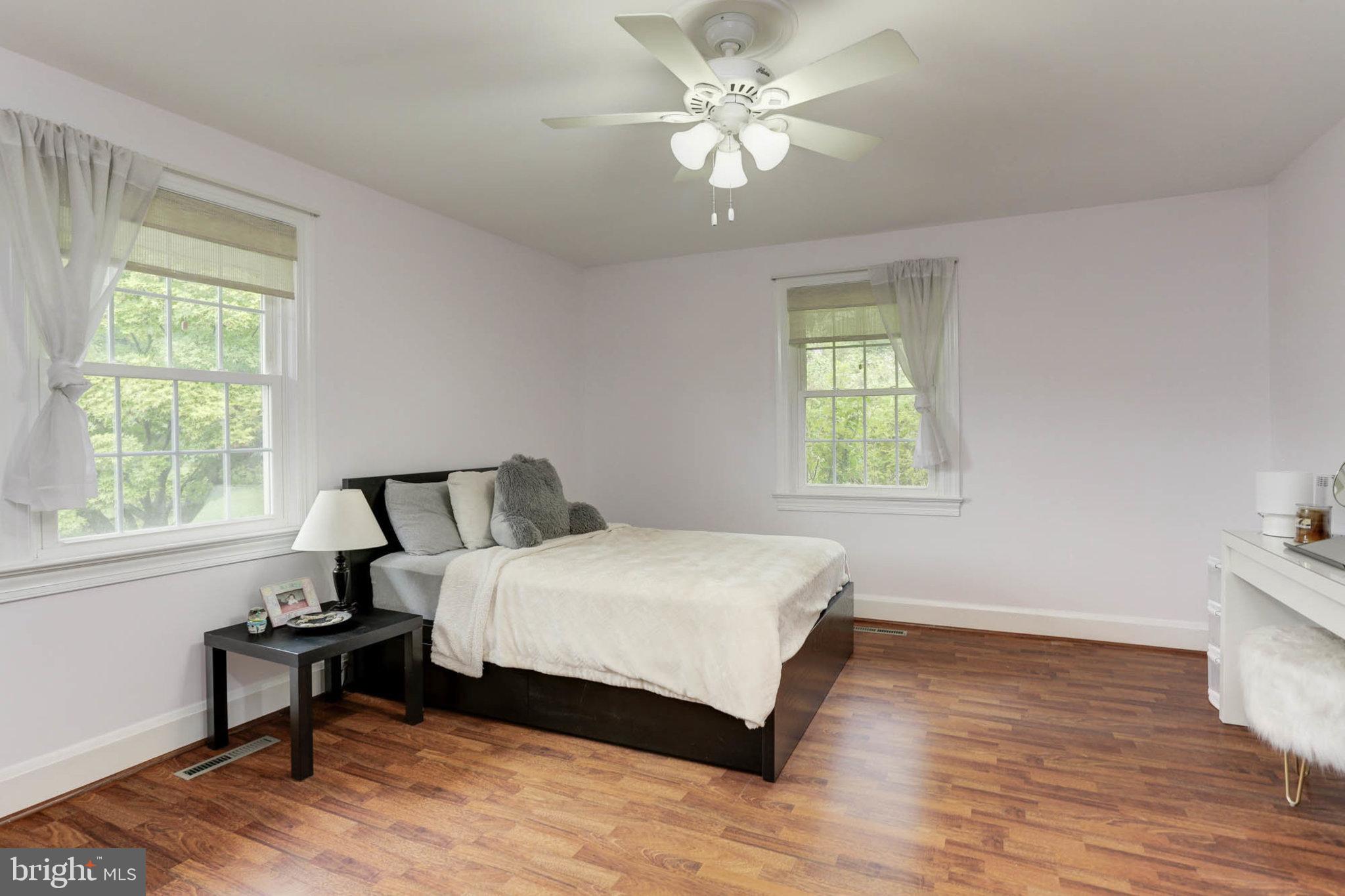 NOB HILL ESTATES - Residential