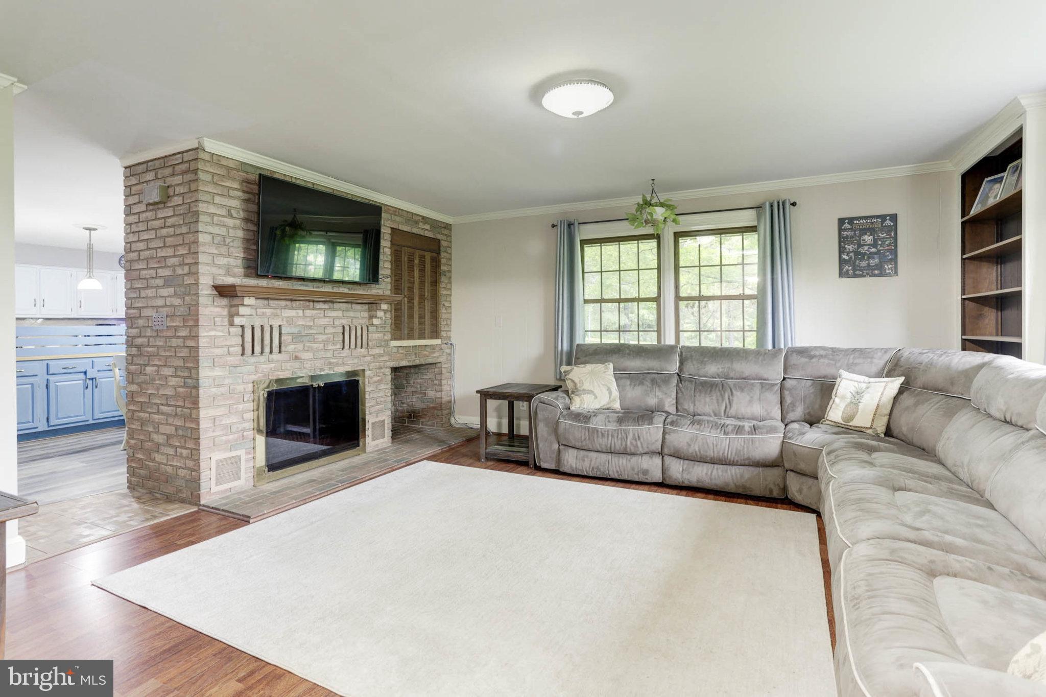 NOB HILL ESTATES - Residential