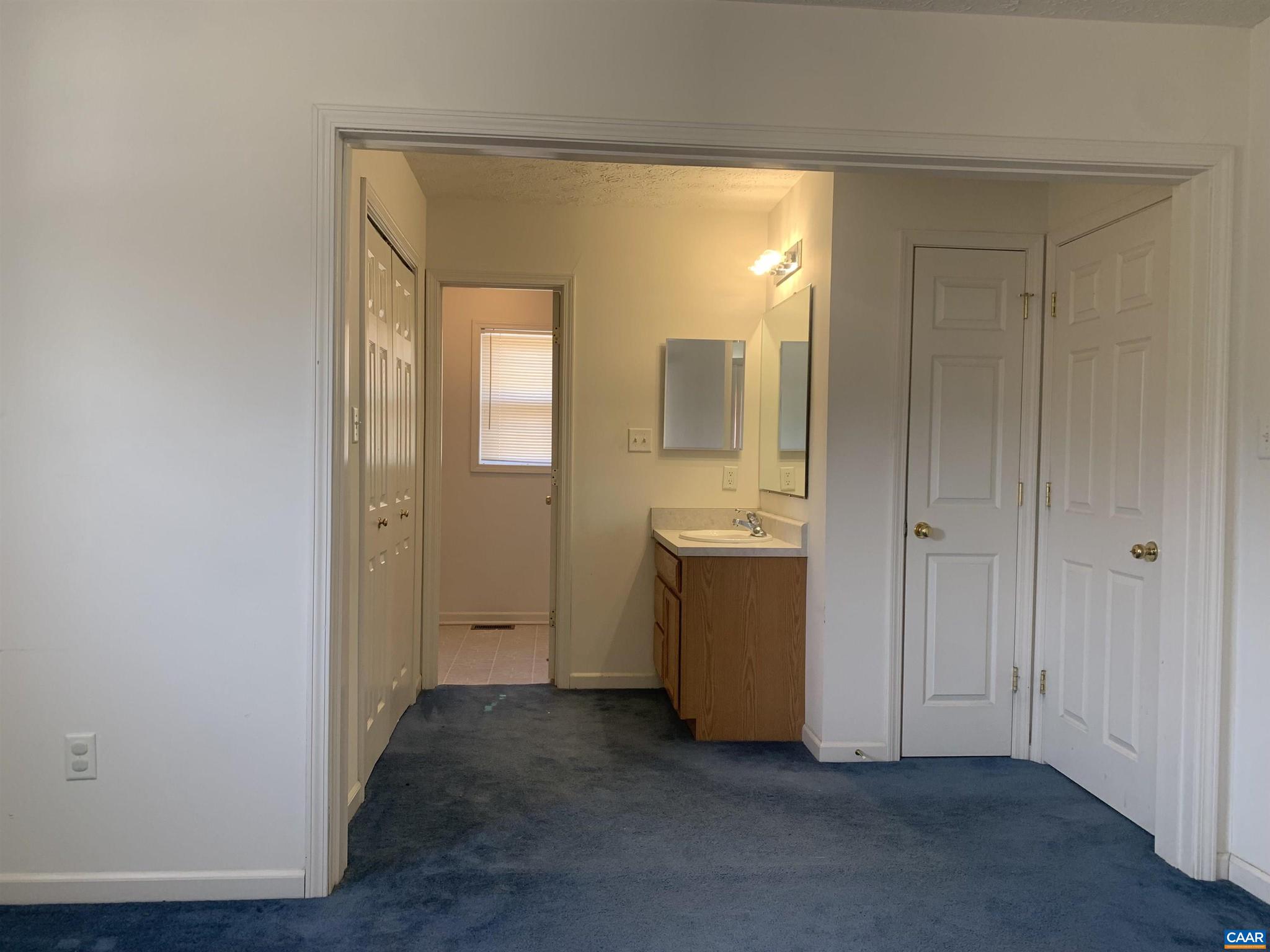 UNKNOWN - Residential Lease