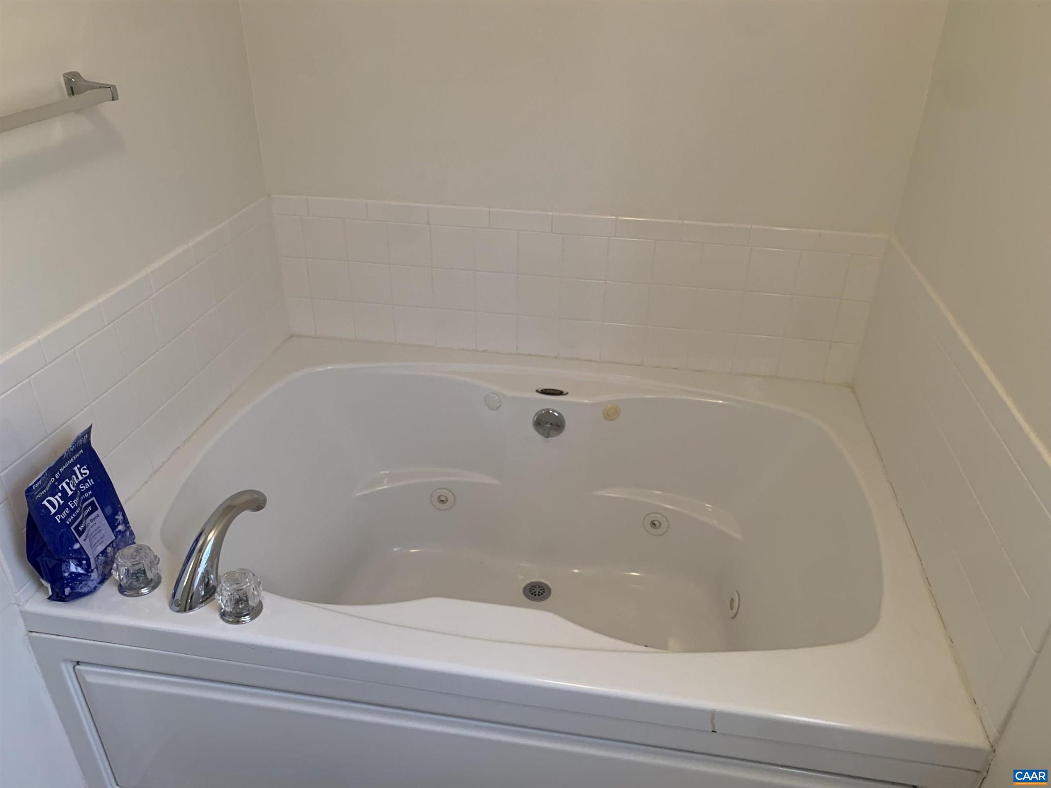 UNKNOWN - Residential Lease