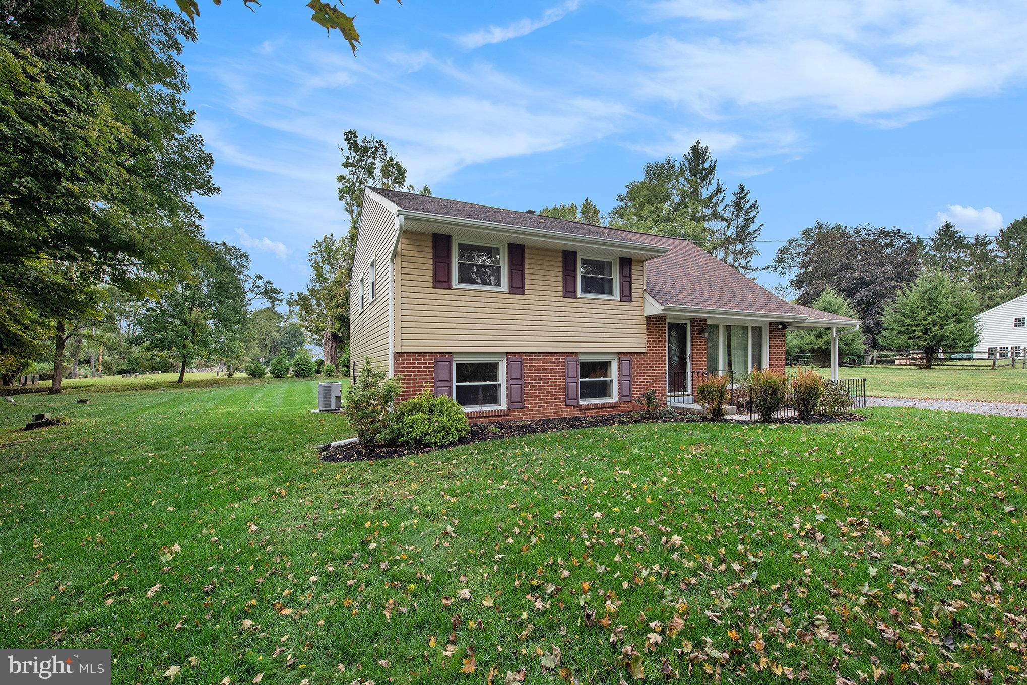 1303 COLLEGE HILL DRIVE