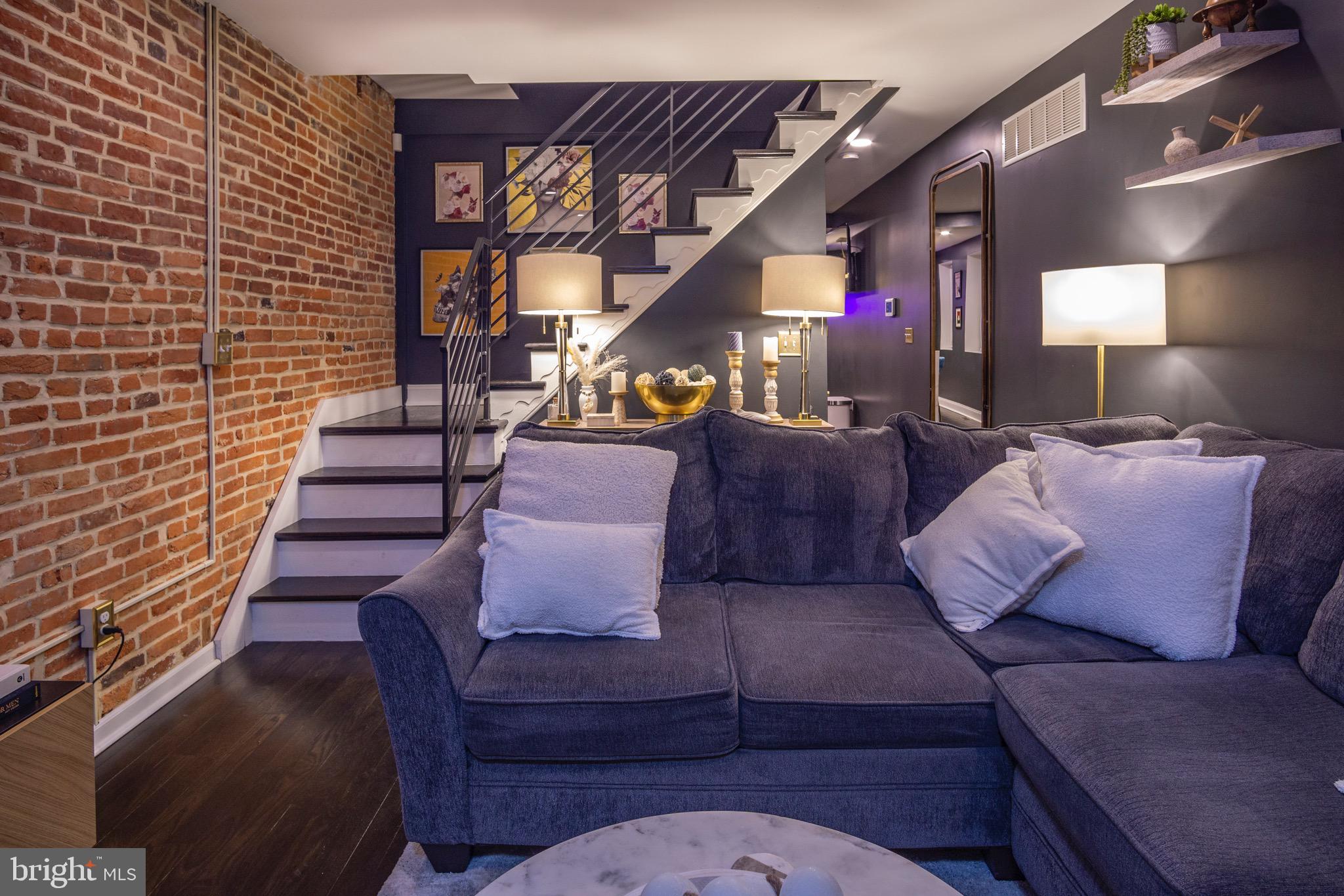 FEDERAL HILL HISTORIC DISTRICT - Residential Lease