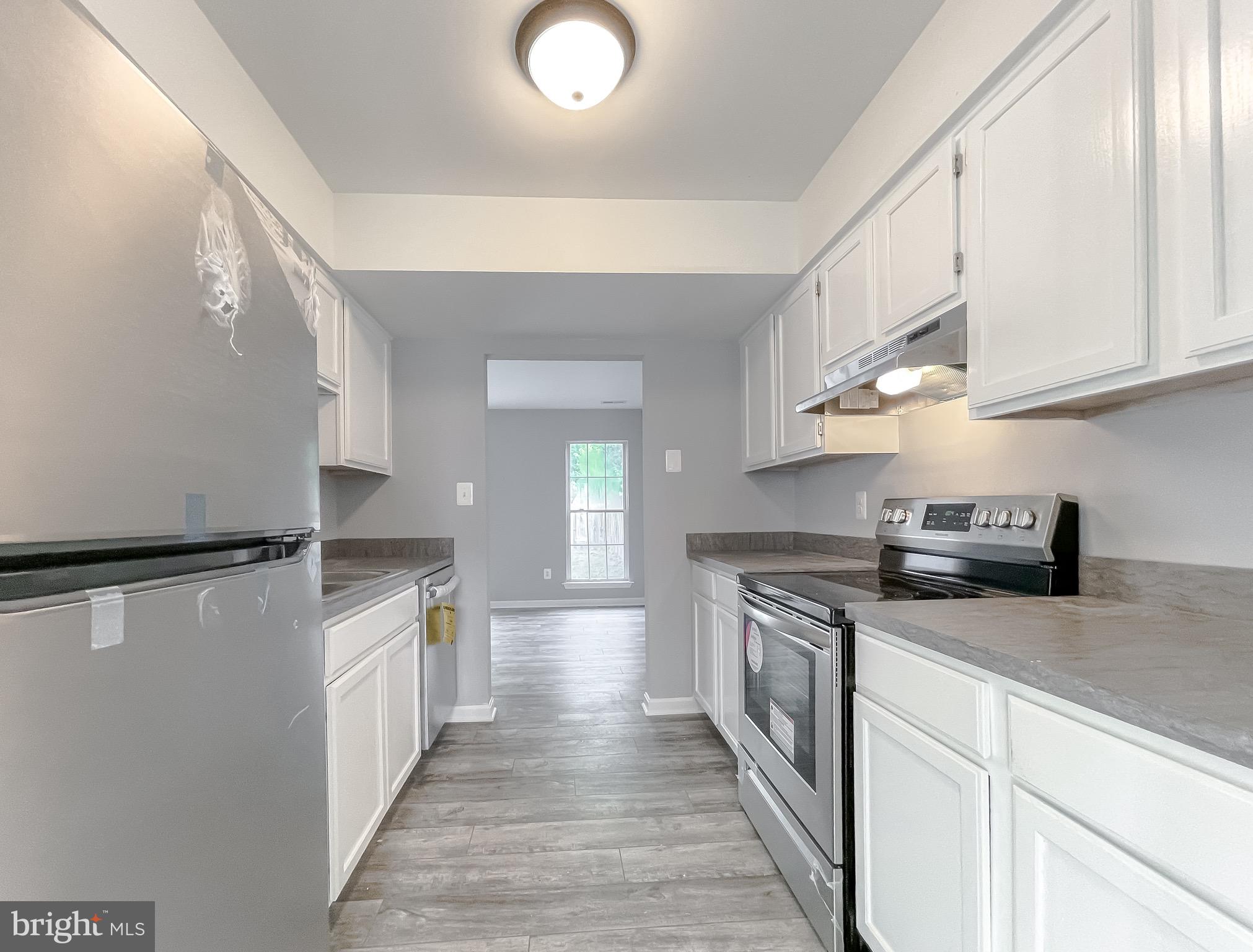 SOUTHGATE CENTER - Residential