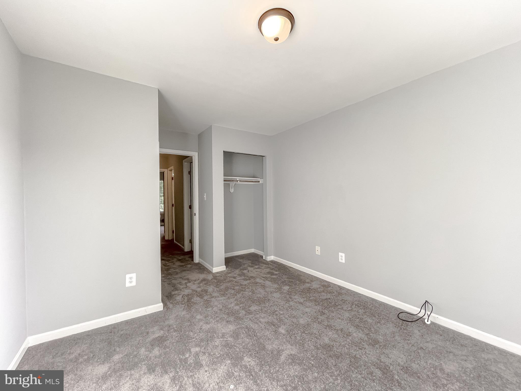 SOUTHGATE CENTER - Residential