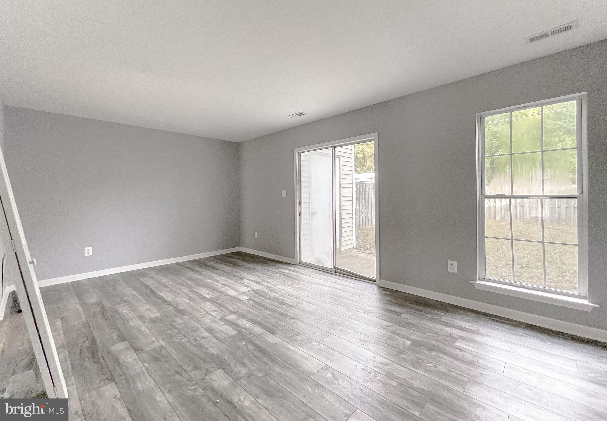 SOUTHGATE CENTER - Residential