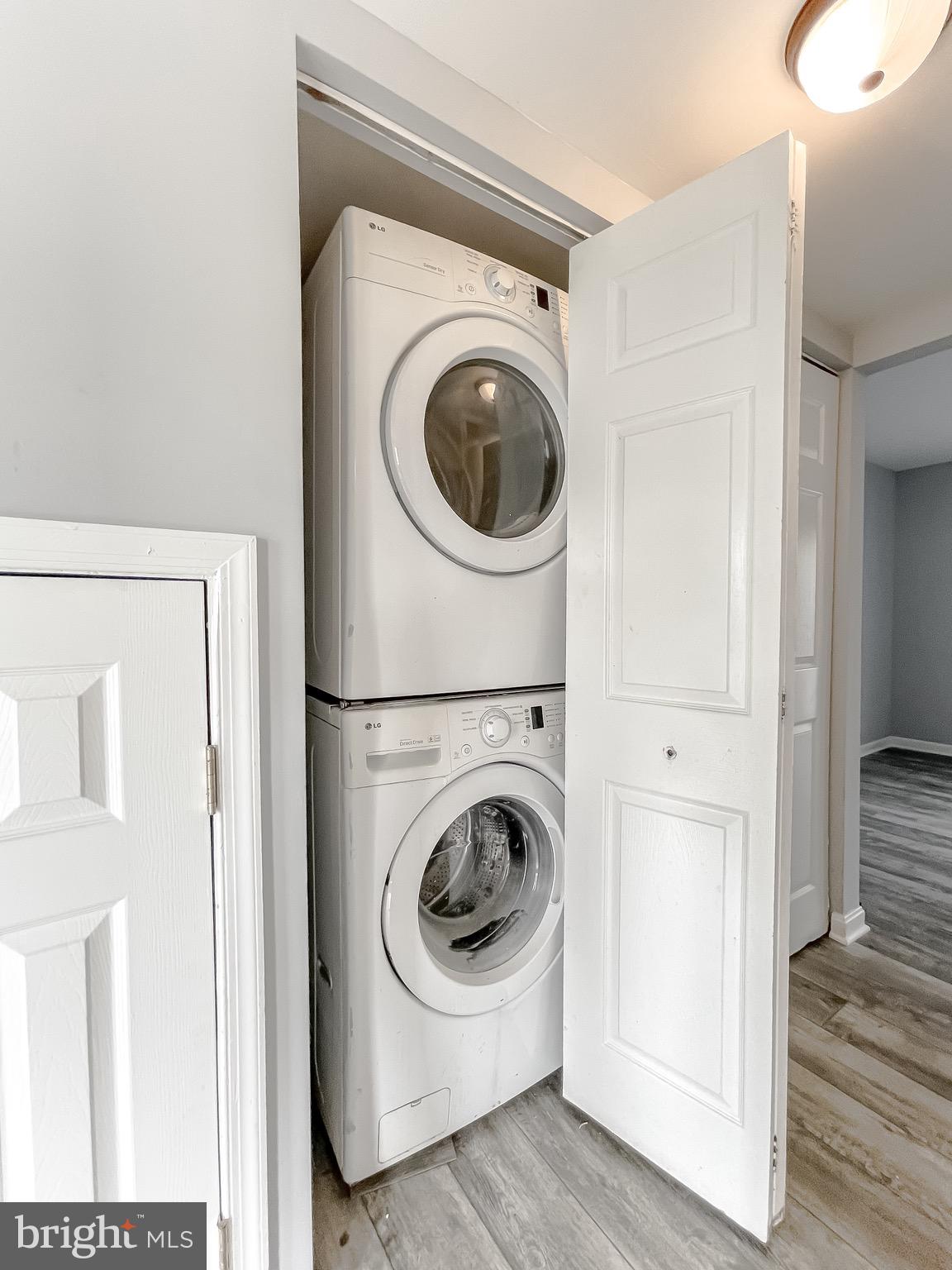 SOUTHGATE CENTER - Residential