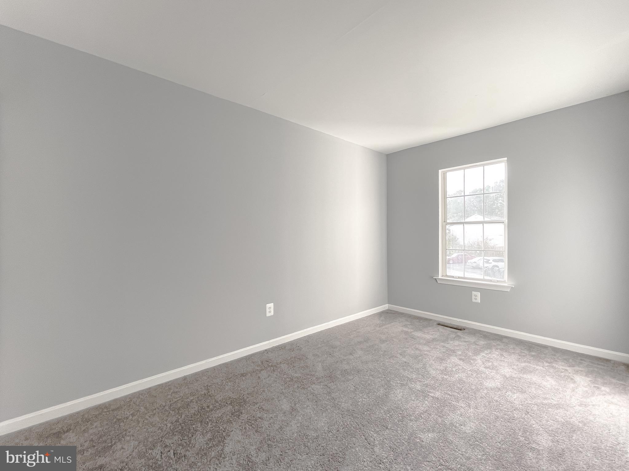 SOUTHGATE CENTER - Residential