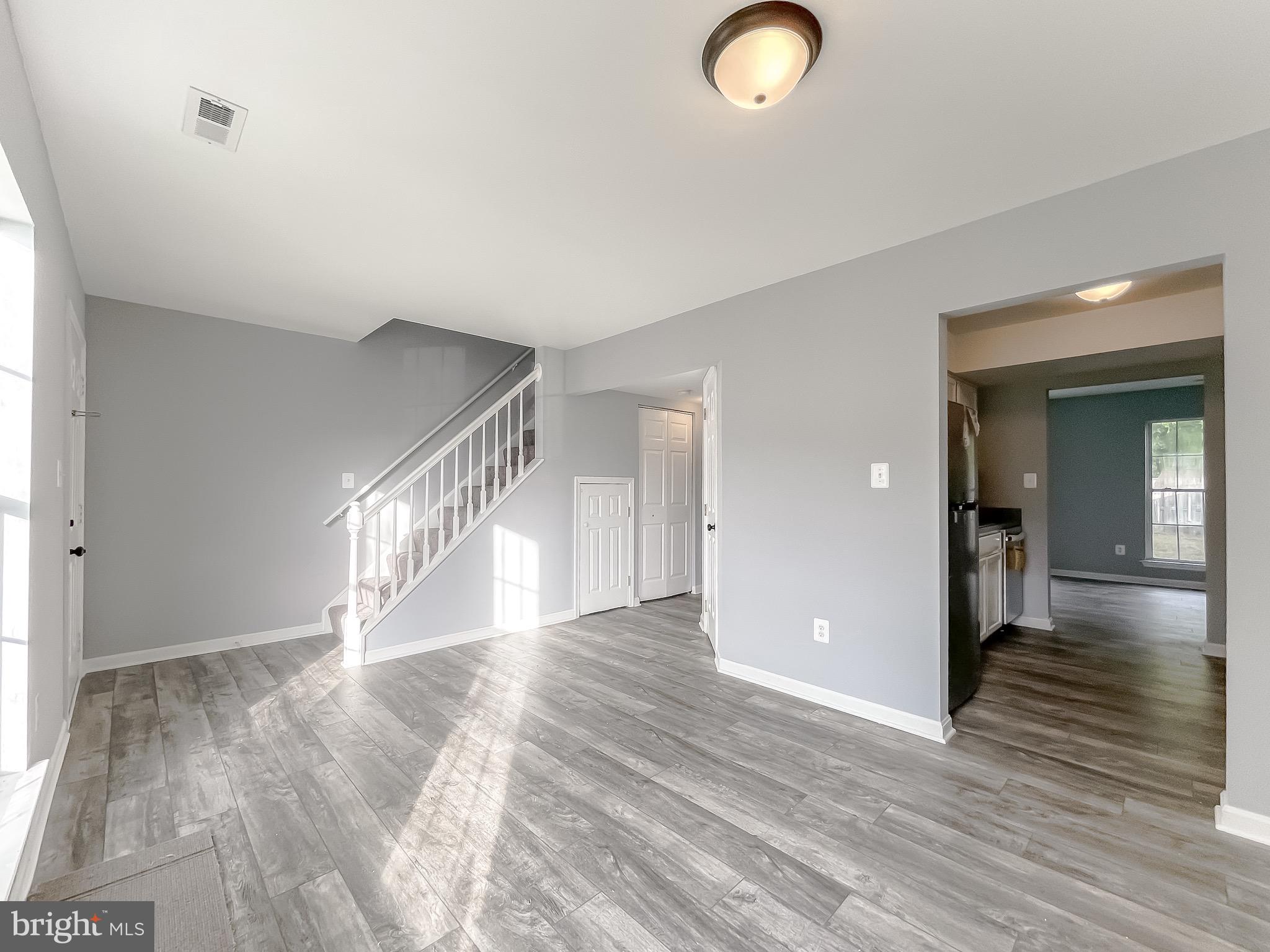 SOUTHGATE CENTER - Residential