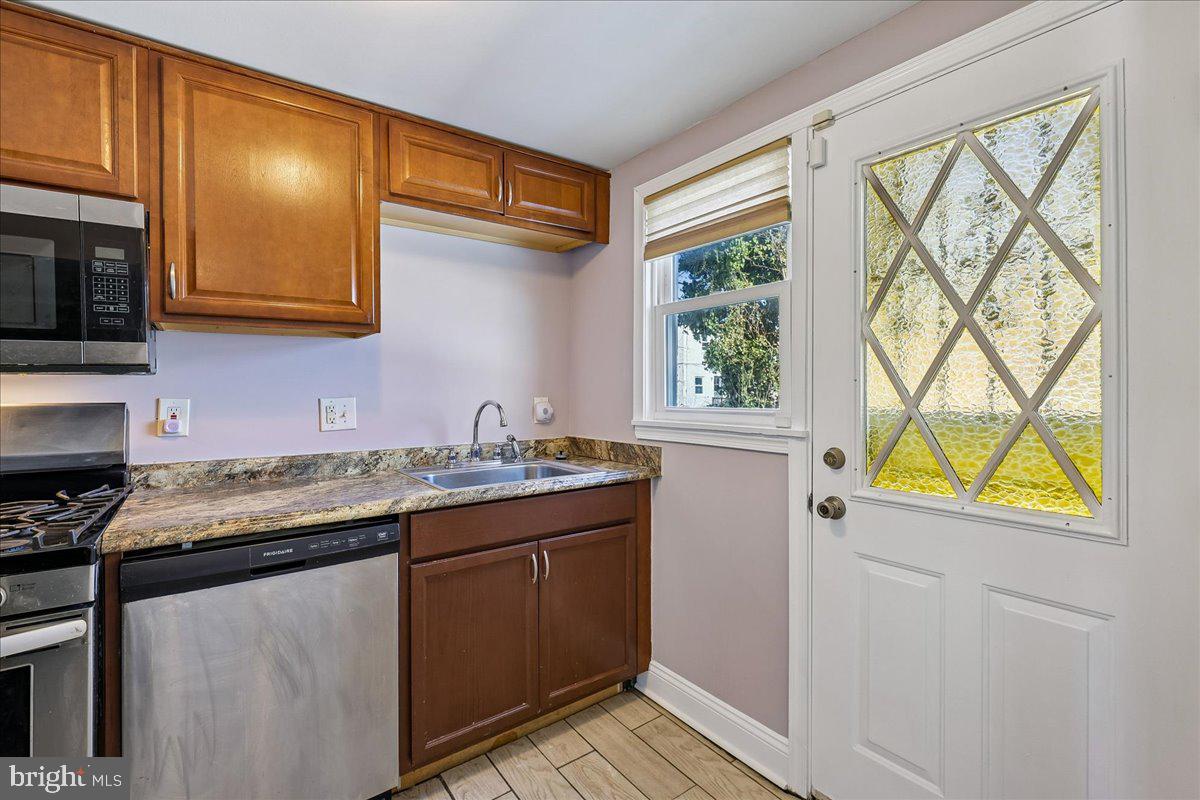 IVERSON VILLAGE CONDO - Residential