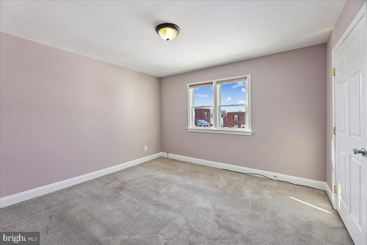 IVERSON VILLAGE CONDO - Residential