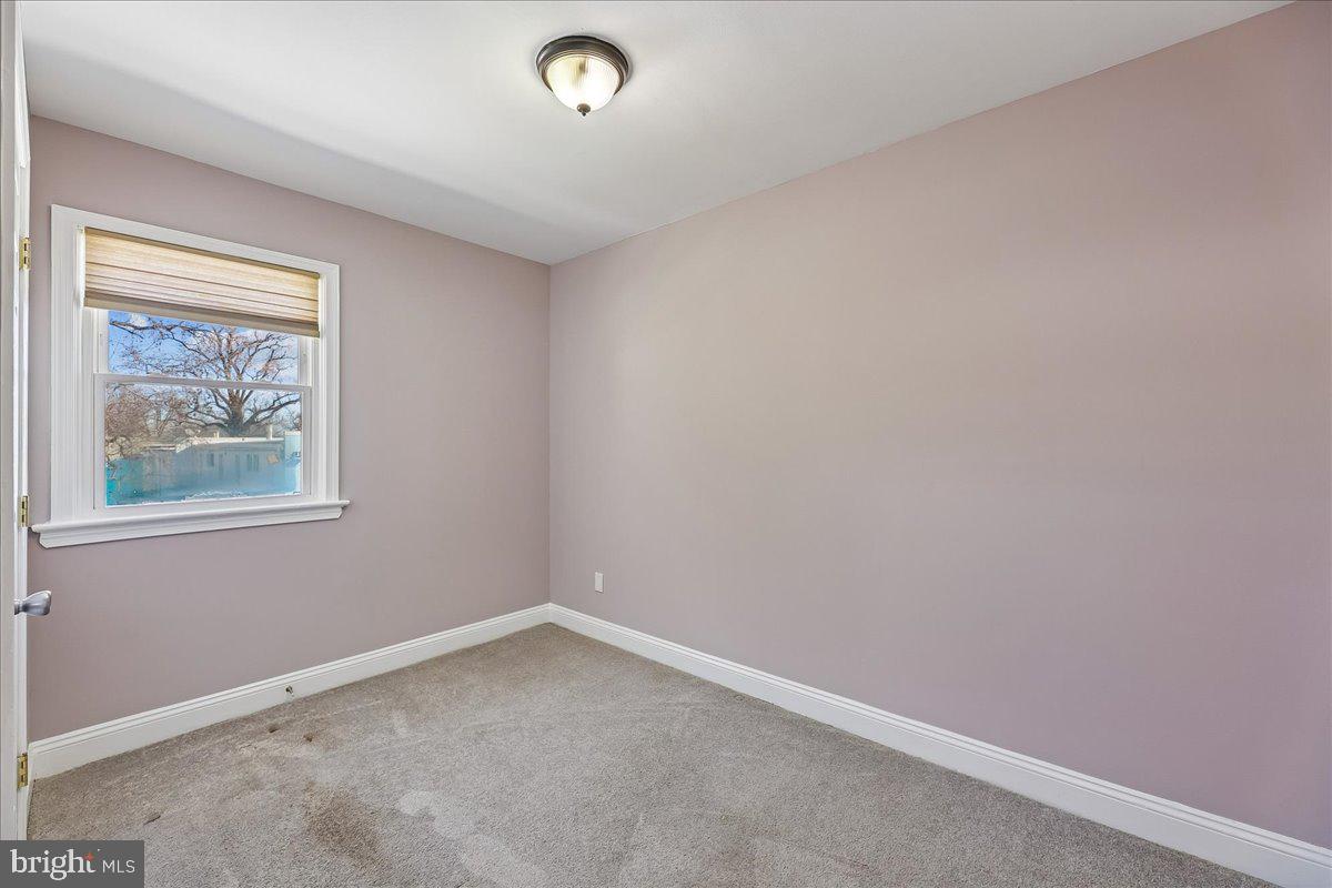 IVERSON VILLAGE CONDO - Residential