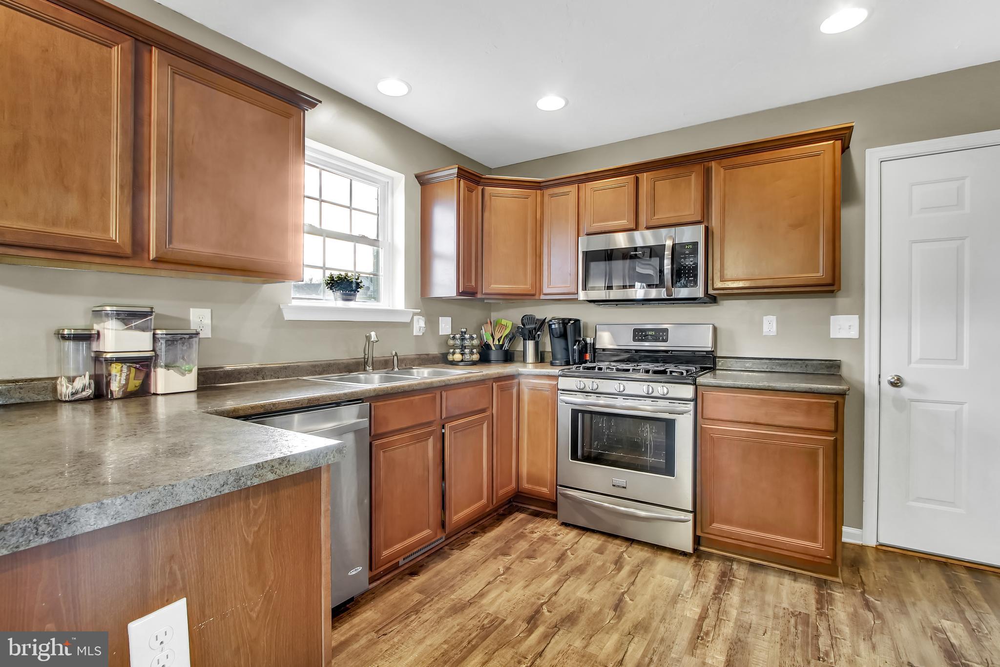 HIGH POINTE SOUTH - Residential