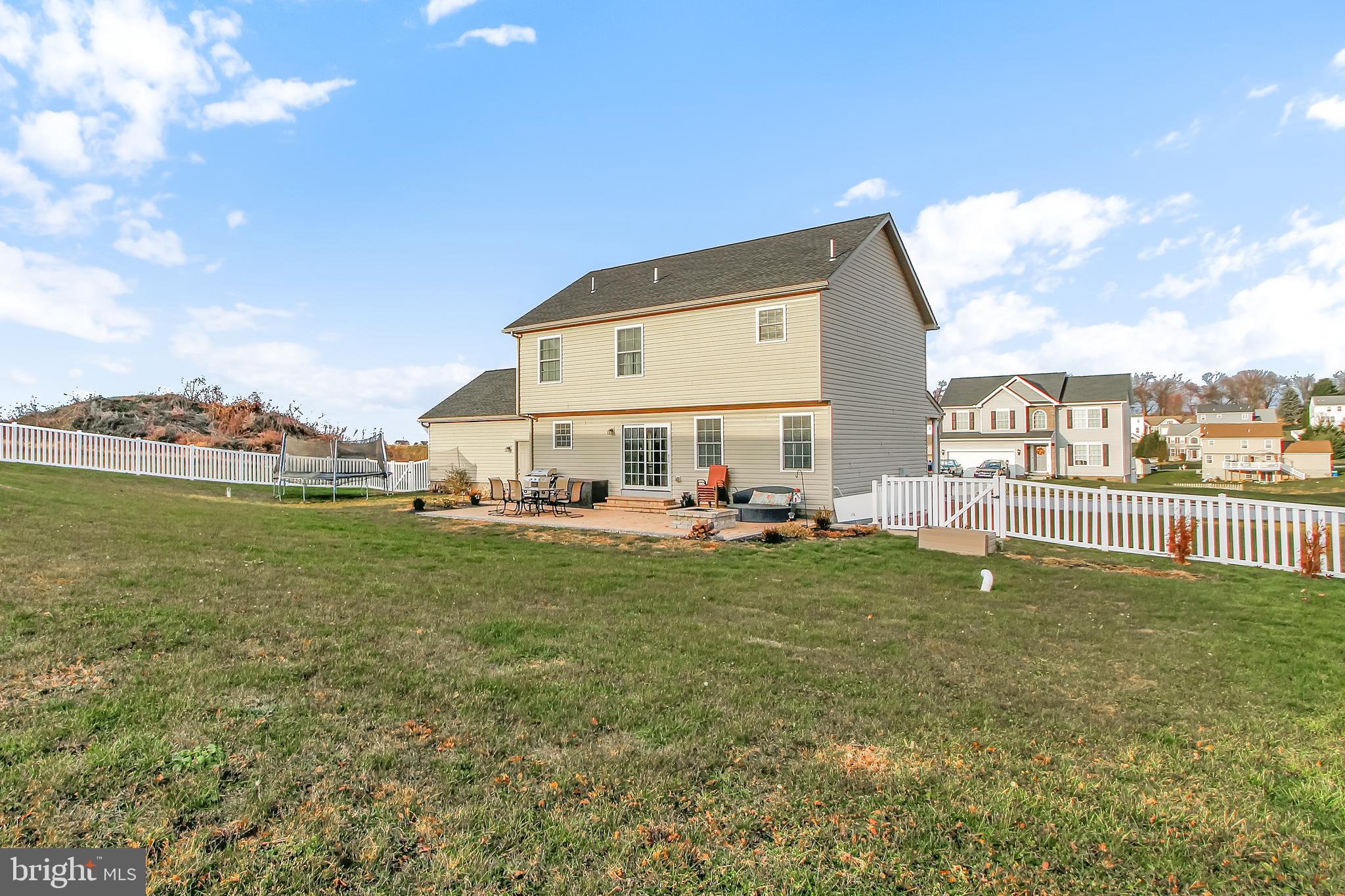 HIGH POINTE SOUTH - Residential