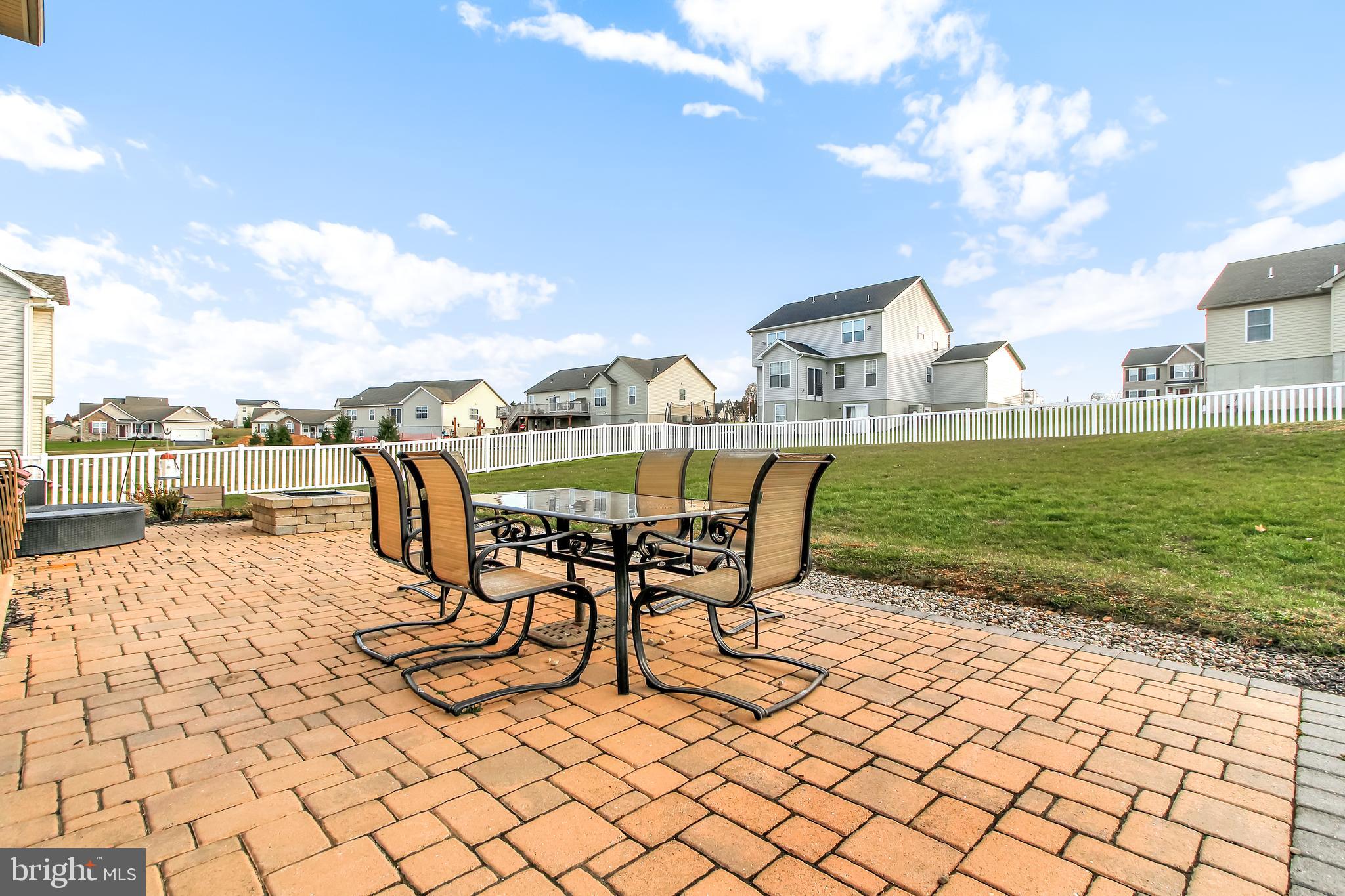 HIGH POINTE SOUTH - Residential
