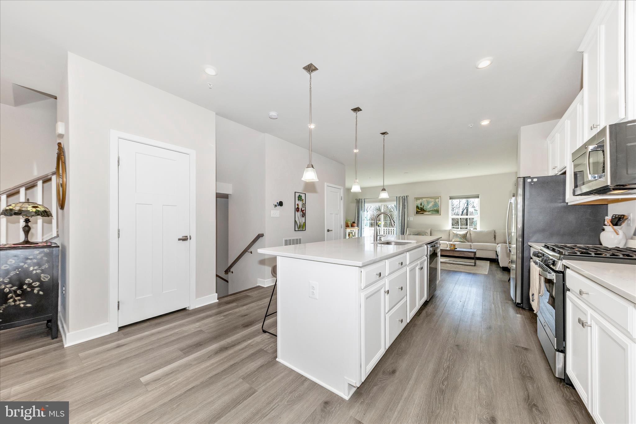 BELLE AIR TOWNHOMES - Residential