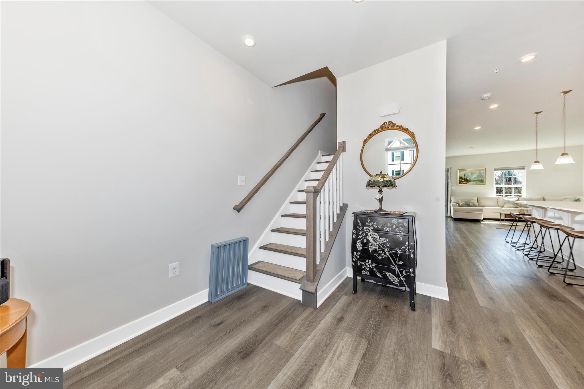 BELLE AIR TOWNHOMES - Residential