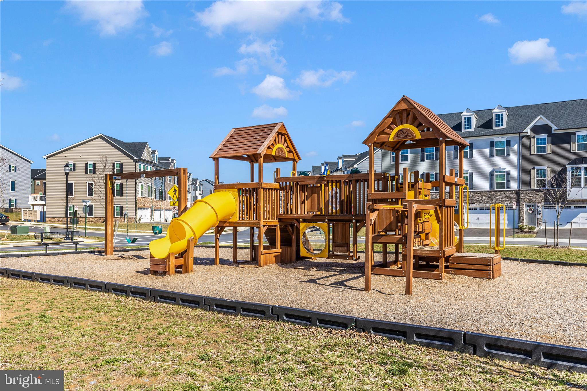 BELLE AIR TOWNHOMES - Residential