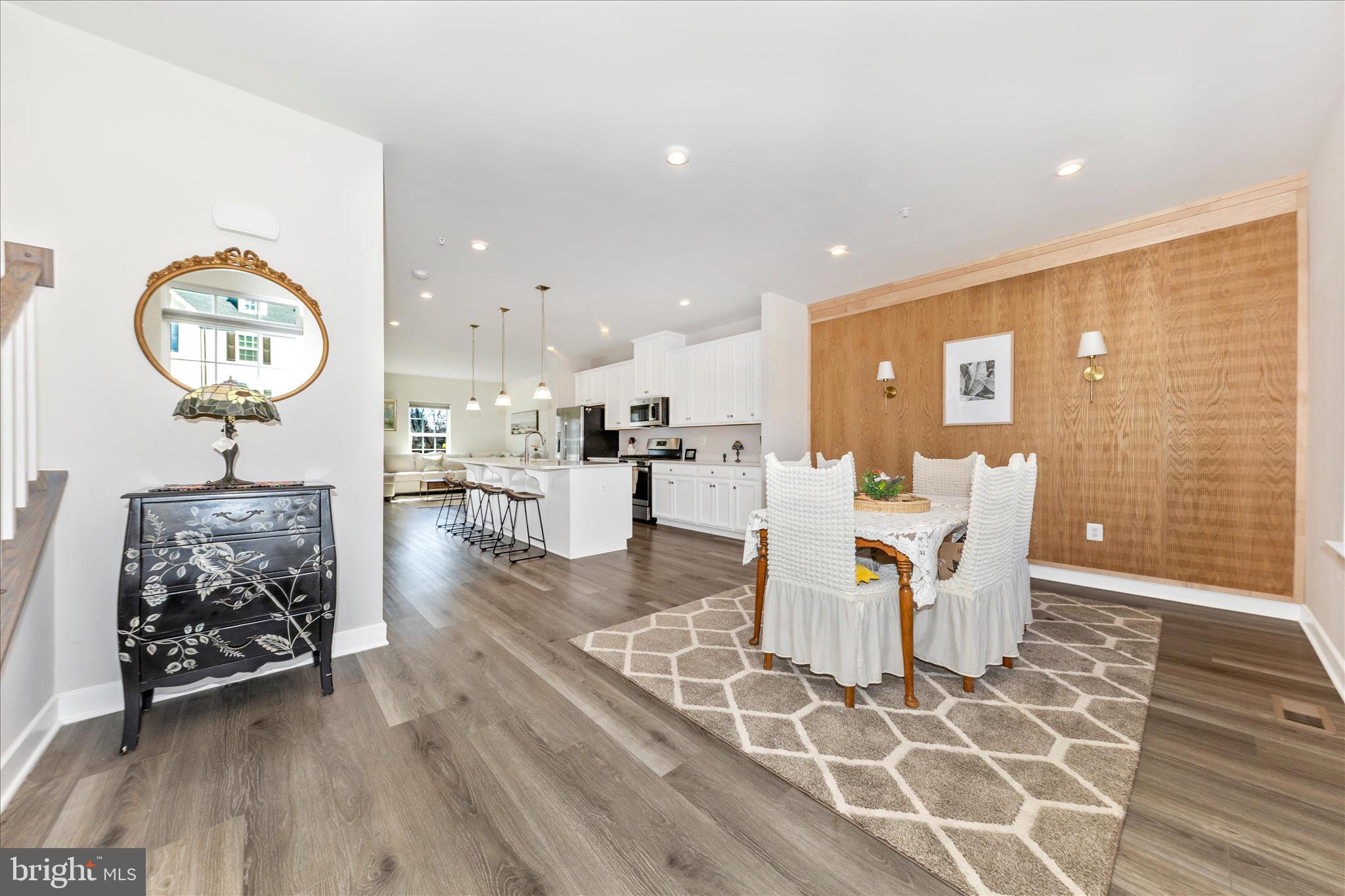 BELLE AIR TOWNHOMES - Residential