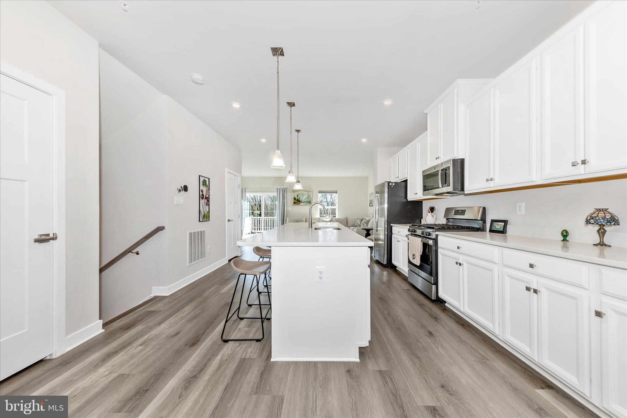 BELLE AIR TOWNHOMES - Residential