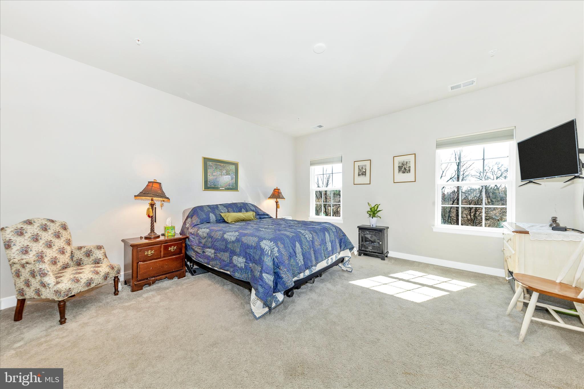 BELLE AIR TOWNHOMES - Residential